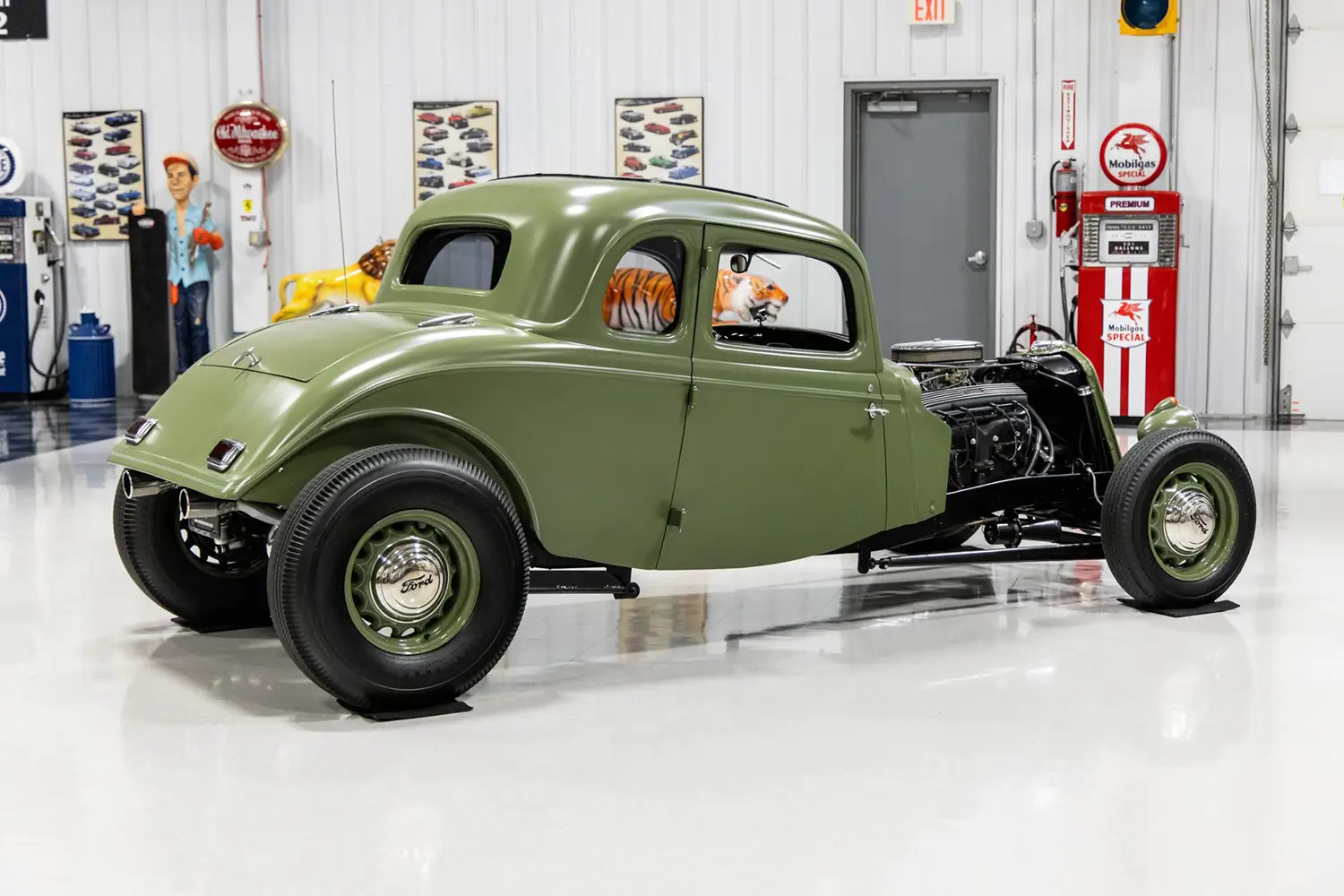 1934 Ford Five-Window Coupe 1934 Ford Five-Window Coupe