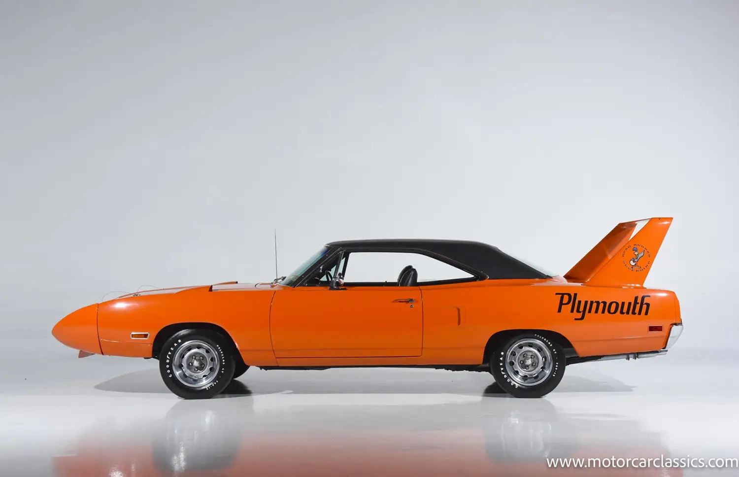 440 Six Barrel 1970 Plymouth Superbird 440 Six Barrel 1970 Plymouth Superbird