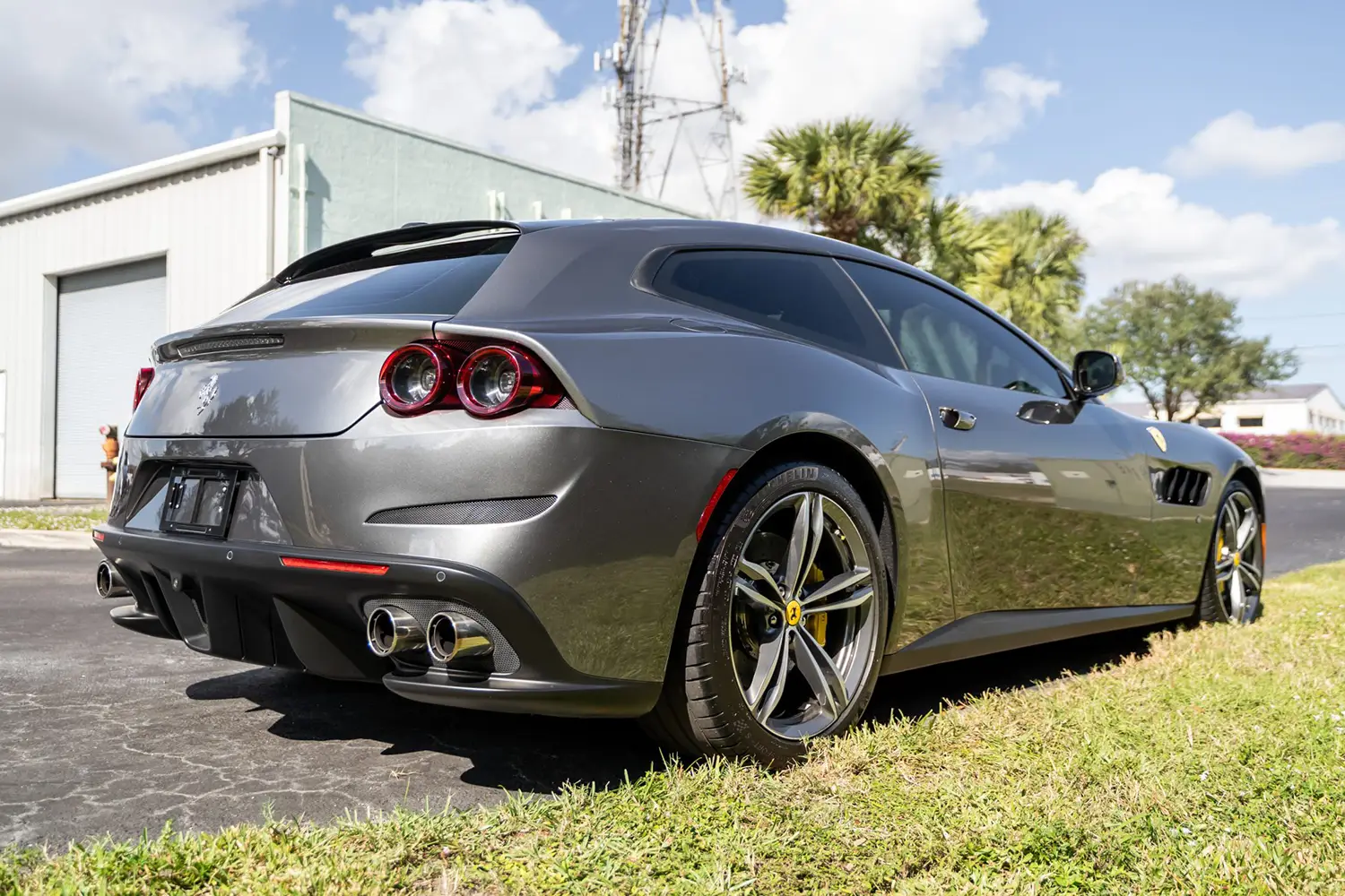 2018 Ferrari GTC4Lusso V12 2018 Ferrari GTC4Lusso V12