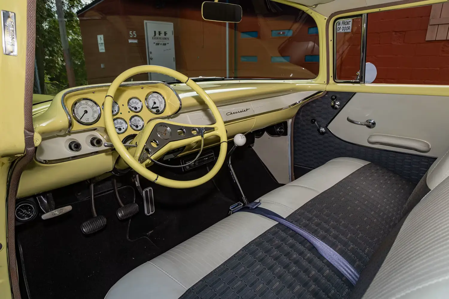 1957 Chevrolet 210 Custom 427 V-8 1957 Chevrolet 210 Custom 427 V-8