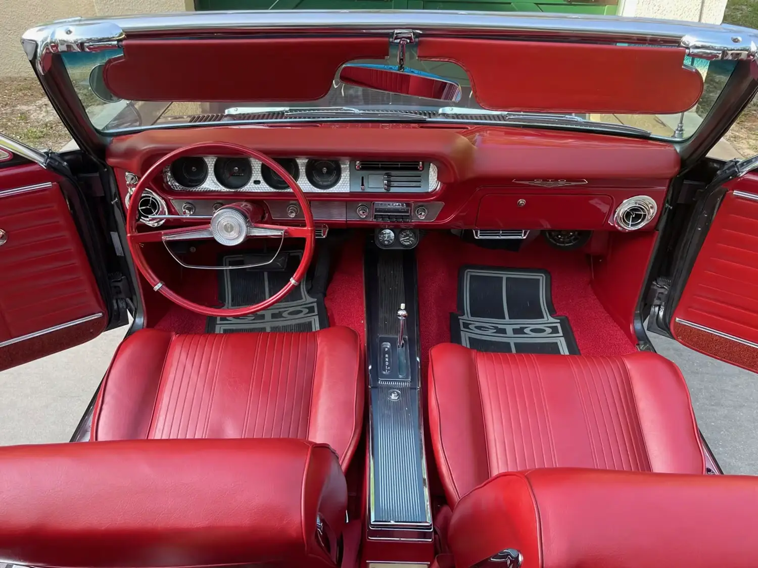 1964 Pontiac GTO Custom Convertible 1964 Pontiac GTO Custom Convertible