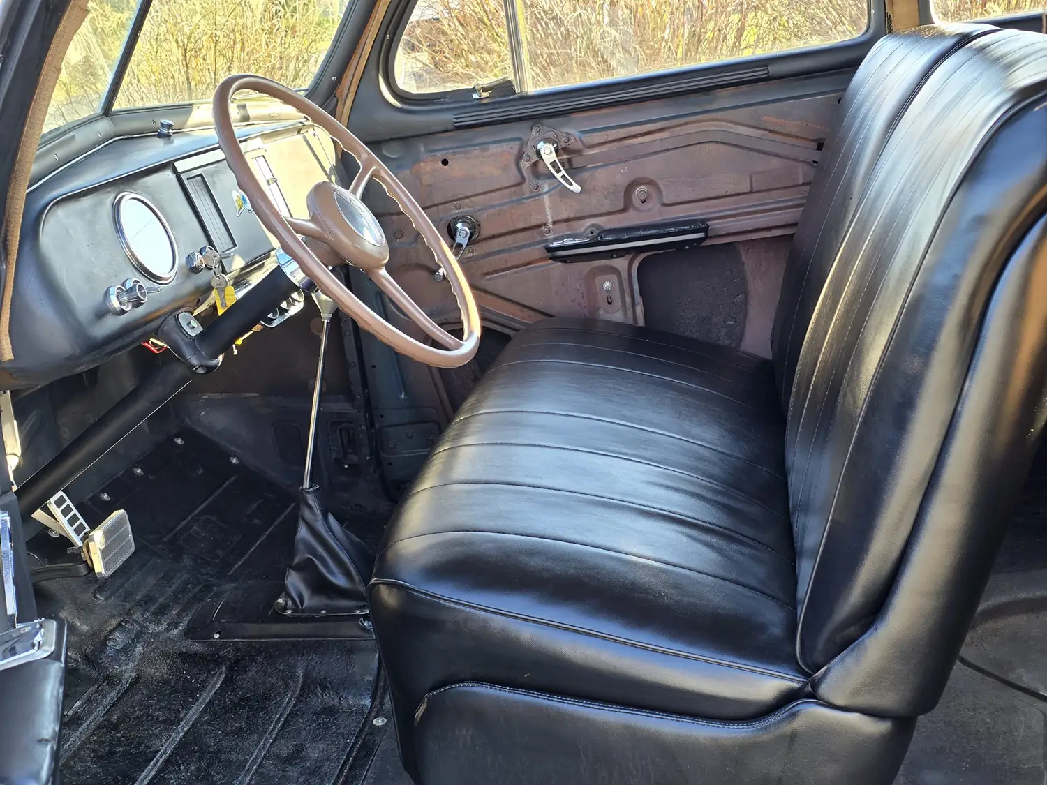 305-Powered 1940 Plymouth Roadking 305-Powered 1940 Plymouth Roadking