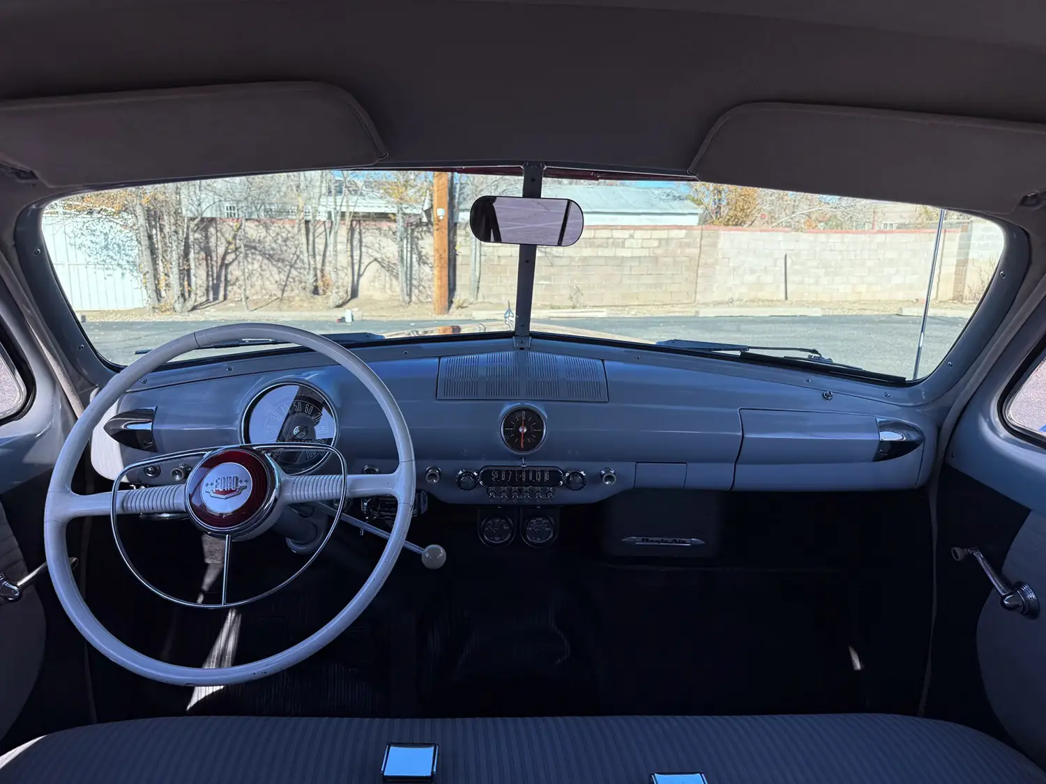 1950 Ford Custom Deluxe Tudor Sedan