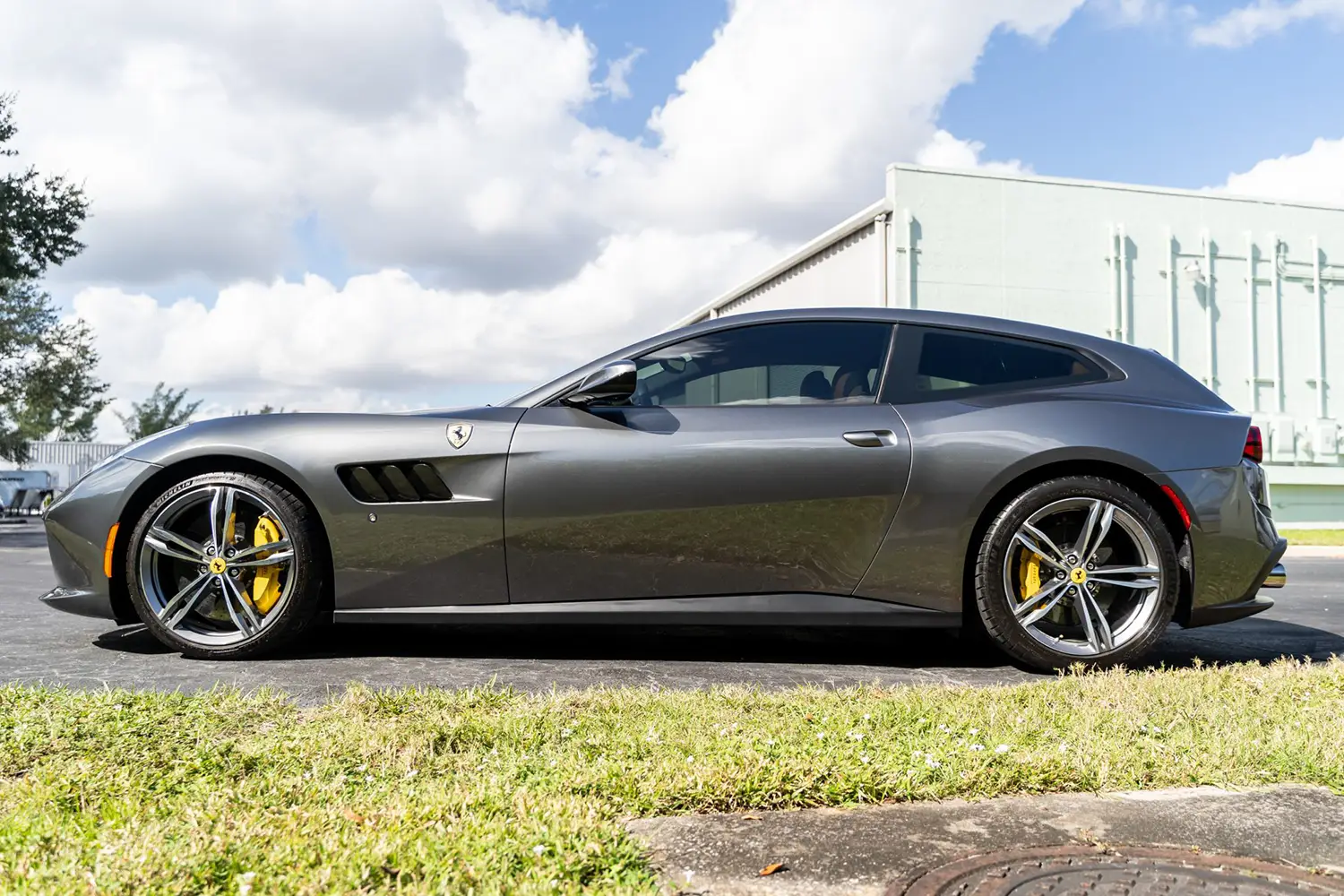 2018 Ferrari GTC4Lusso V12 2018 Ferrari GTC4Lusso V12