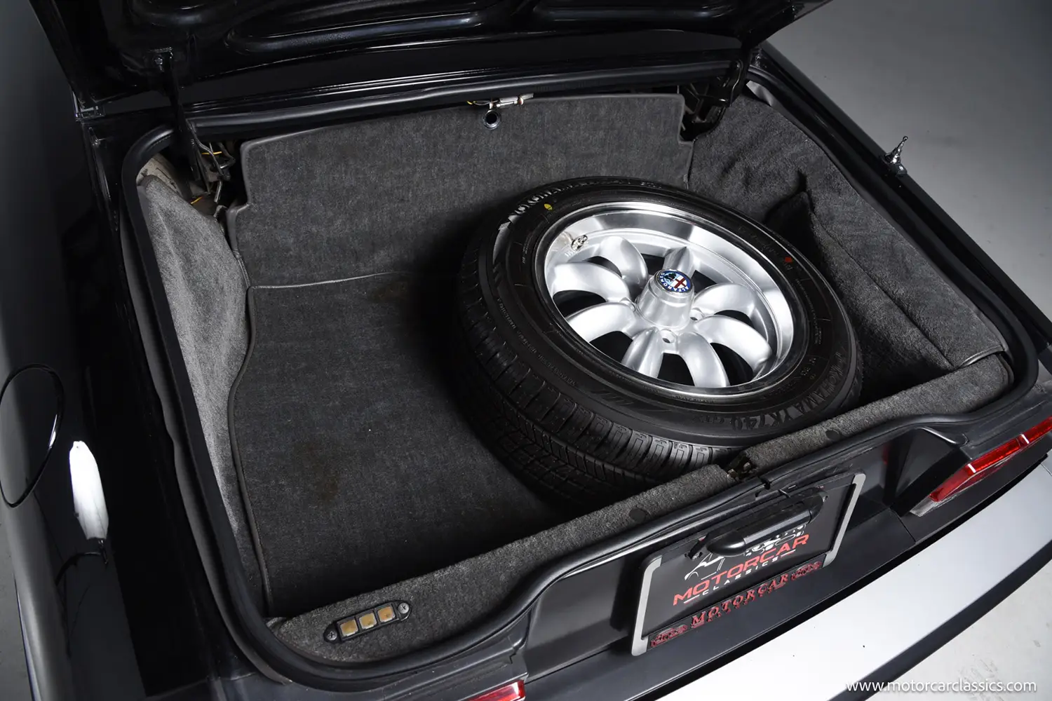 1988 Alfa Romeo Spider Graduate