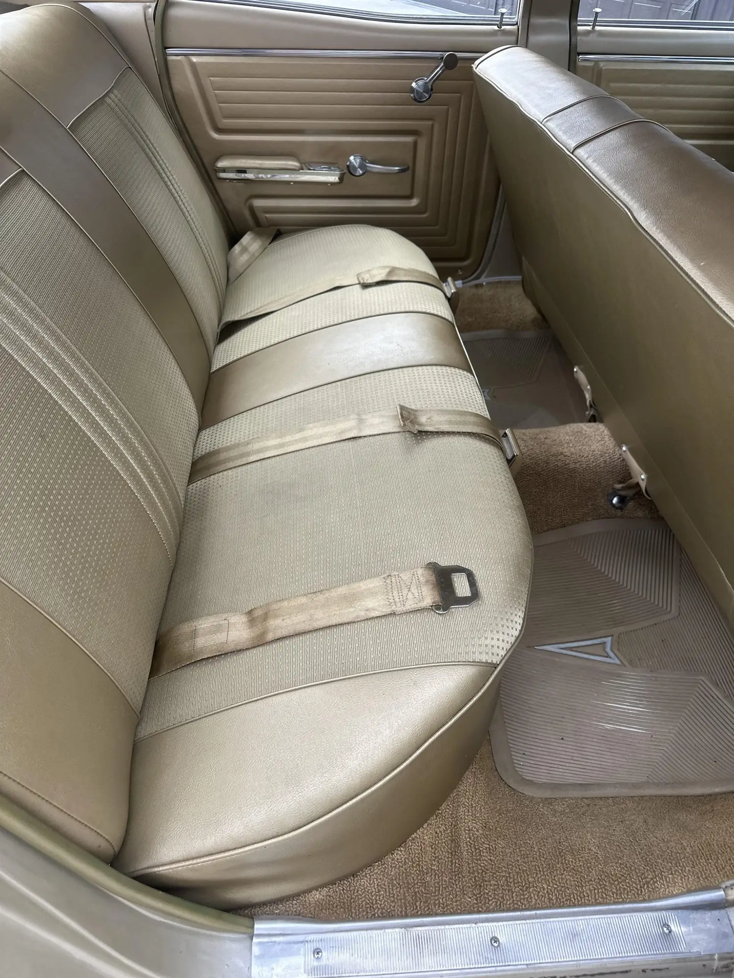 350-Powered 1967 Pontiac Tempest Sedan 350-Powered 1967 Pontiac Tempest Sedan