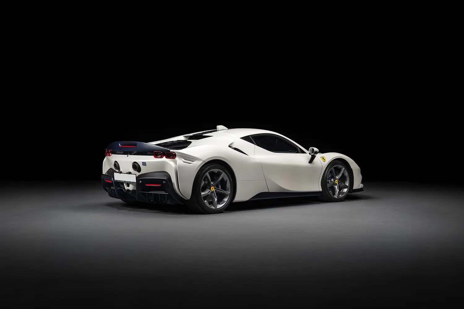 2022 Ferrari SF90 Stradale