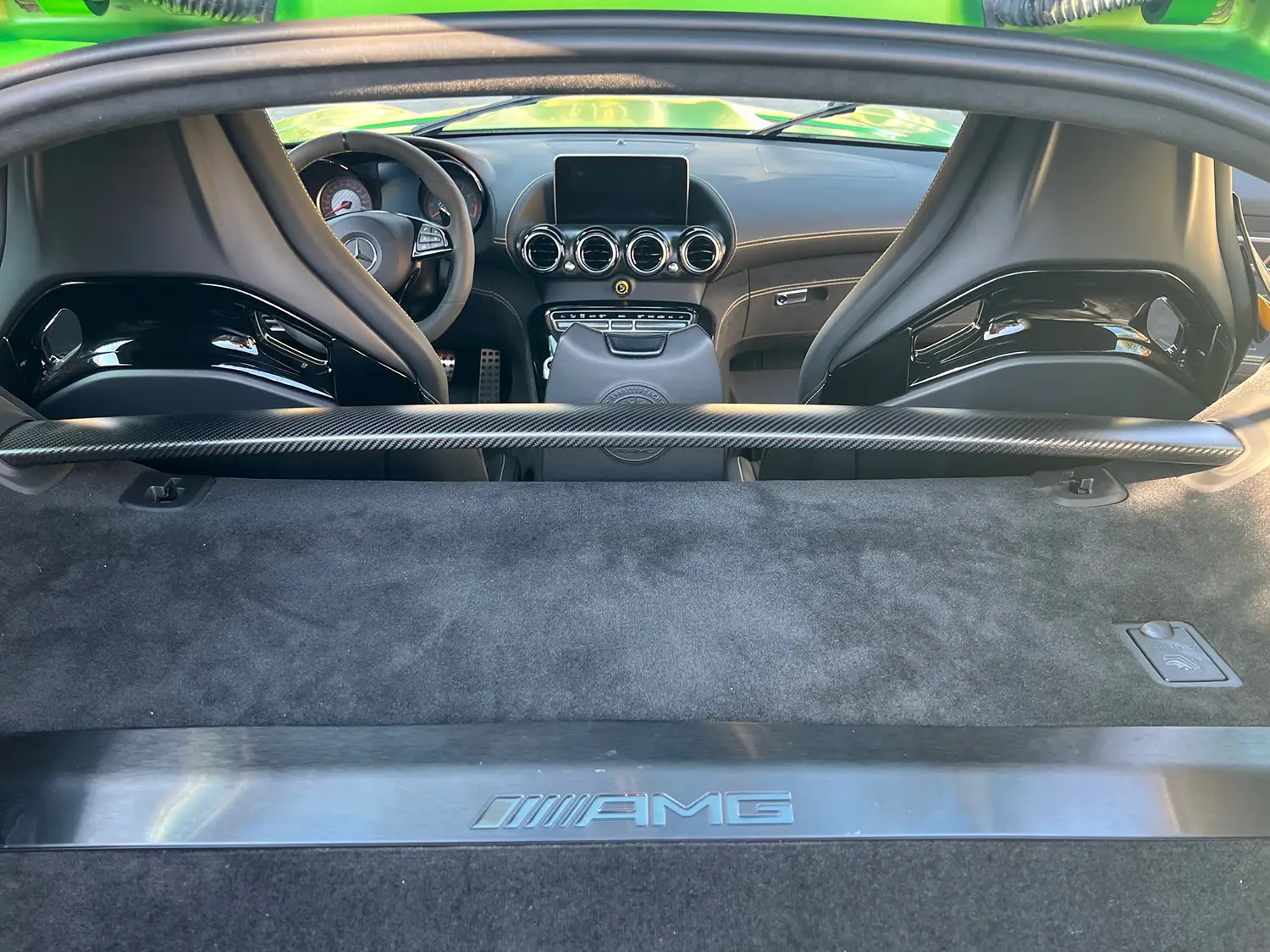 2018 Mercedes-AMG GT R