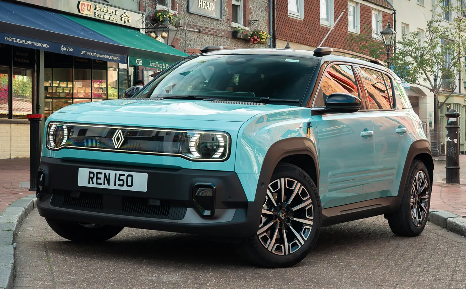 Renault 5 and Renault 4 Electric Car Grant