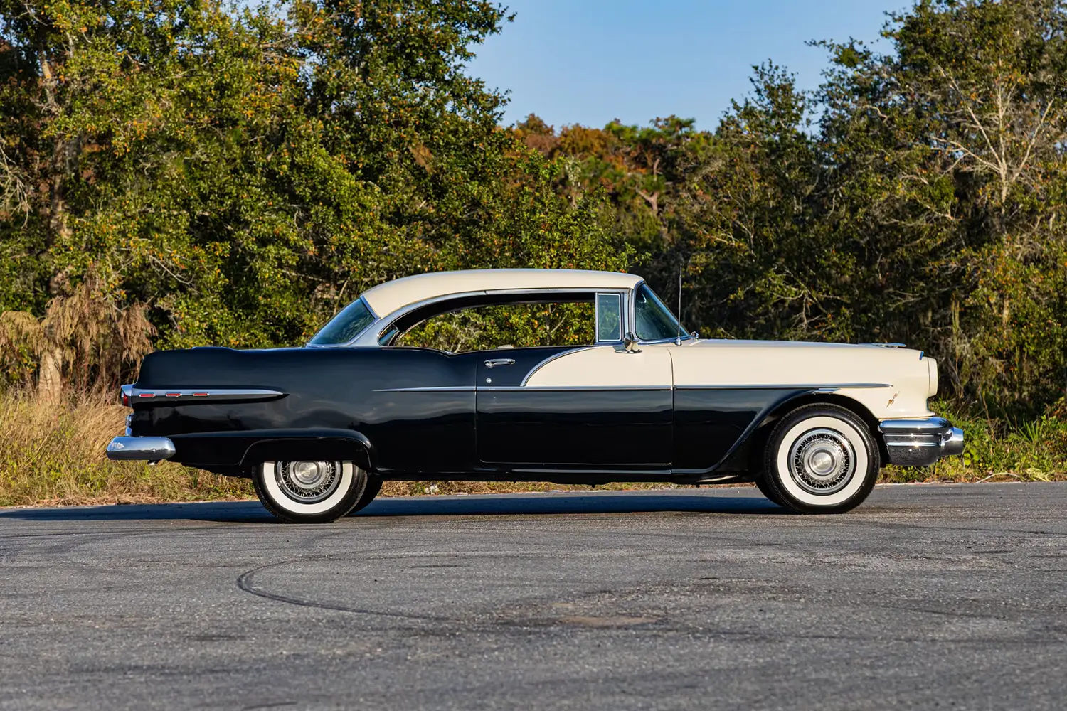 1956 Pontiac Chieftain Hardtop