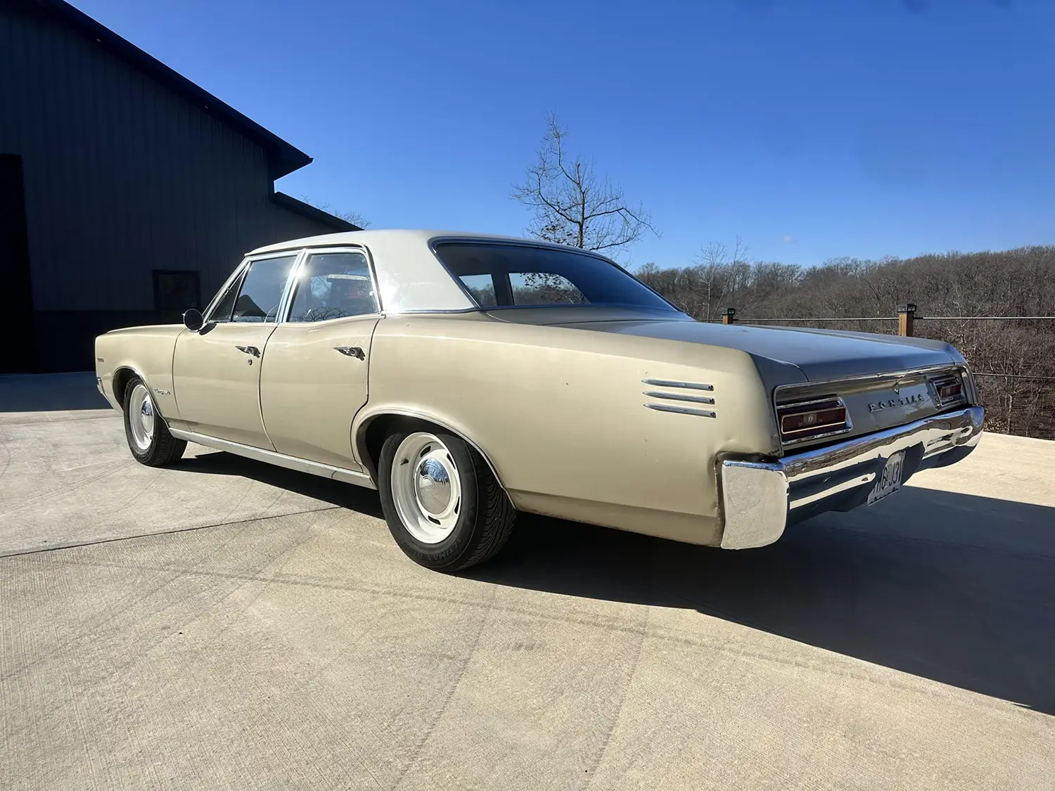 350-Powered 1967 Pontiac Tempest Sedan 350-Powered 1967 Pontiac Tempest Sedan