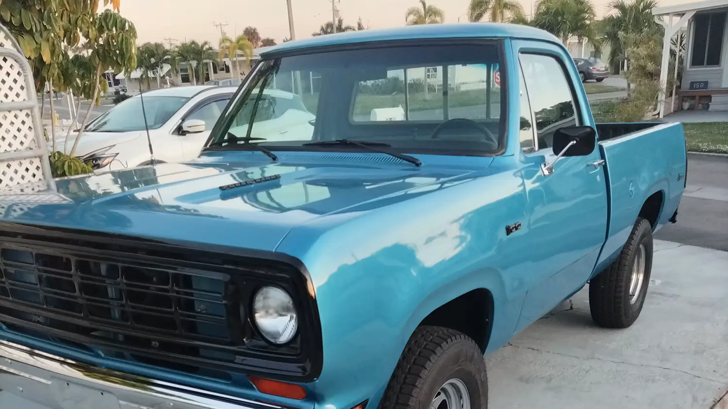 1975 Dodge W10 Pickup