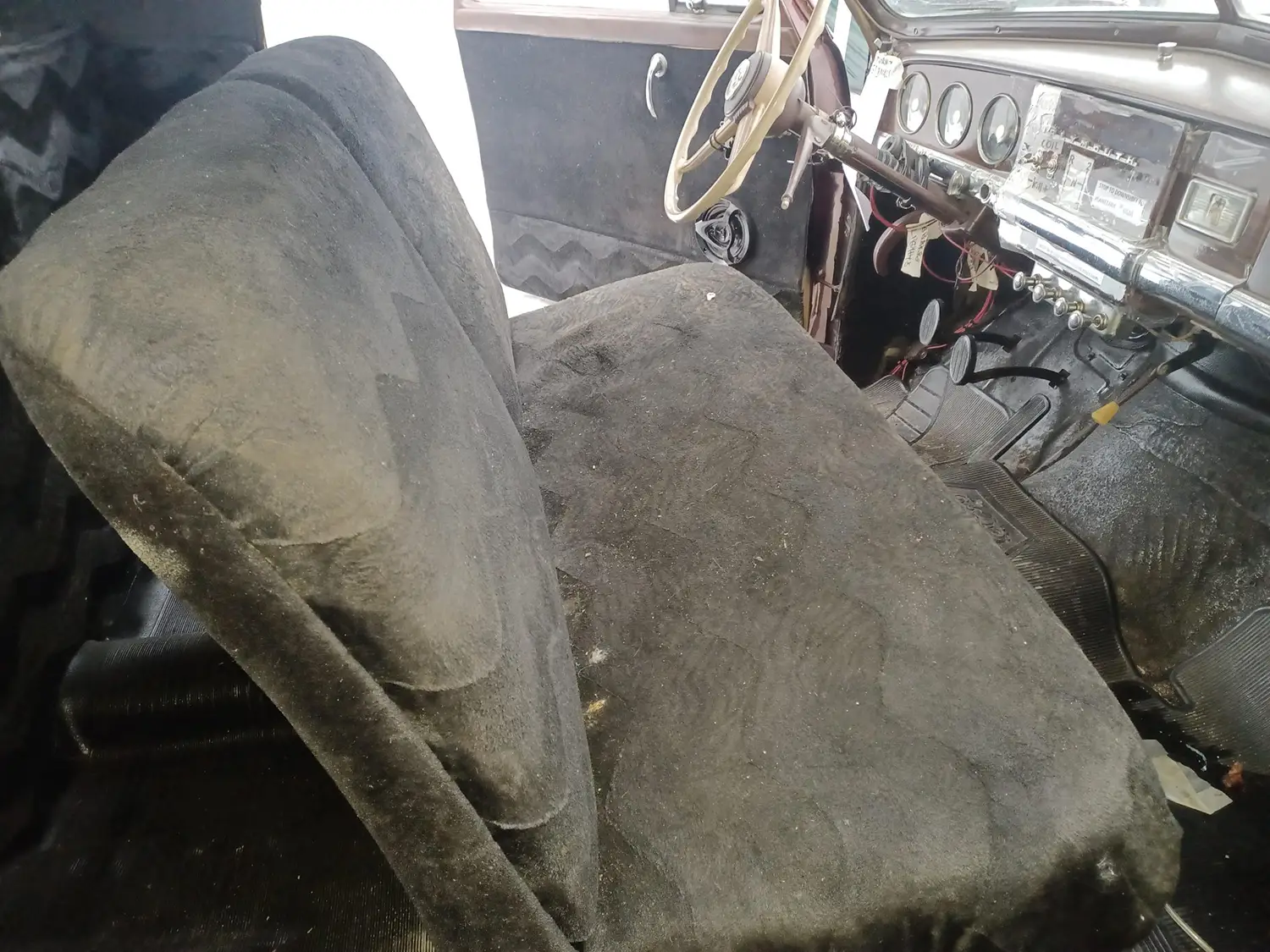 1950 Plymouth Deluxe Coupe