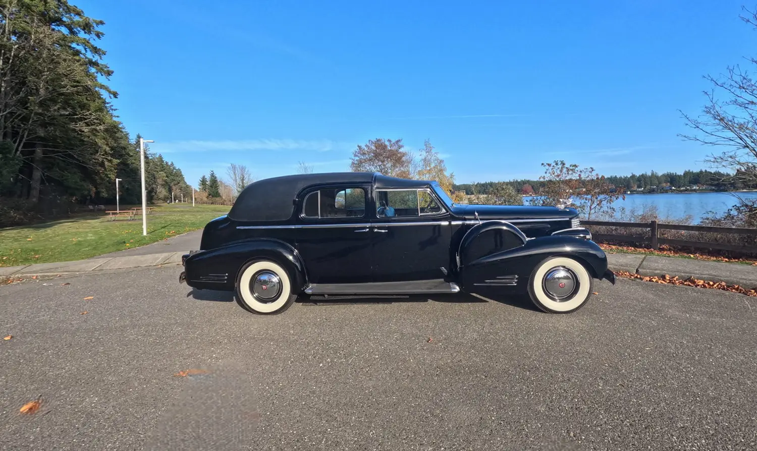 1938 Cadillac Series 90