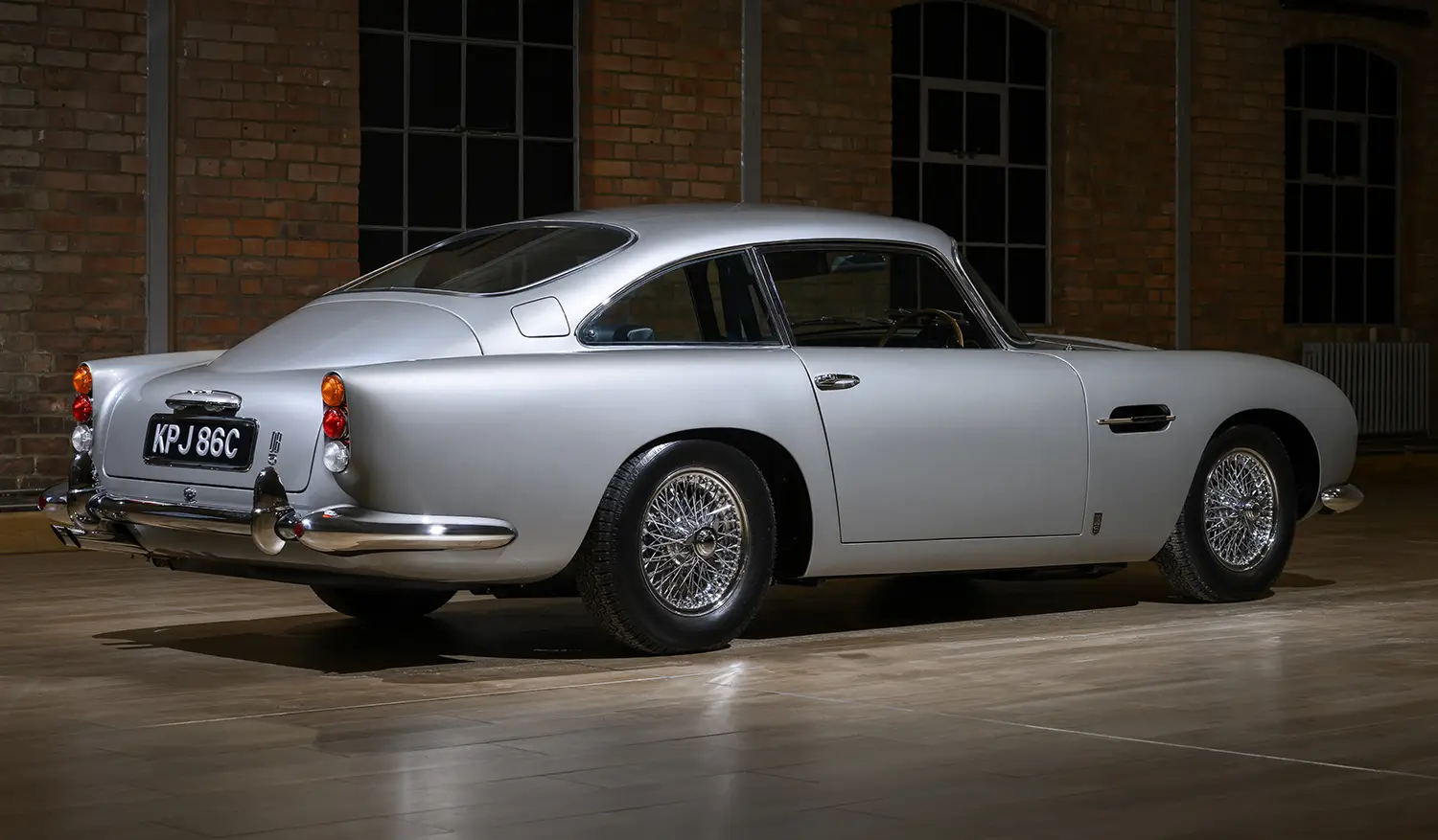 Aston Martin DB5 restoration