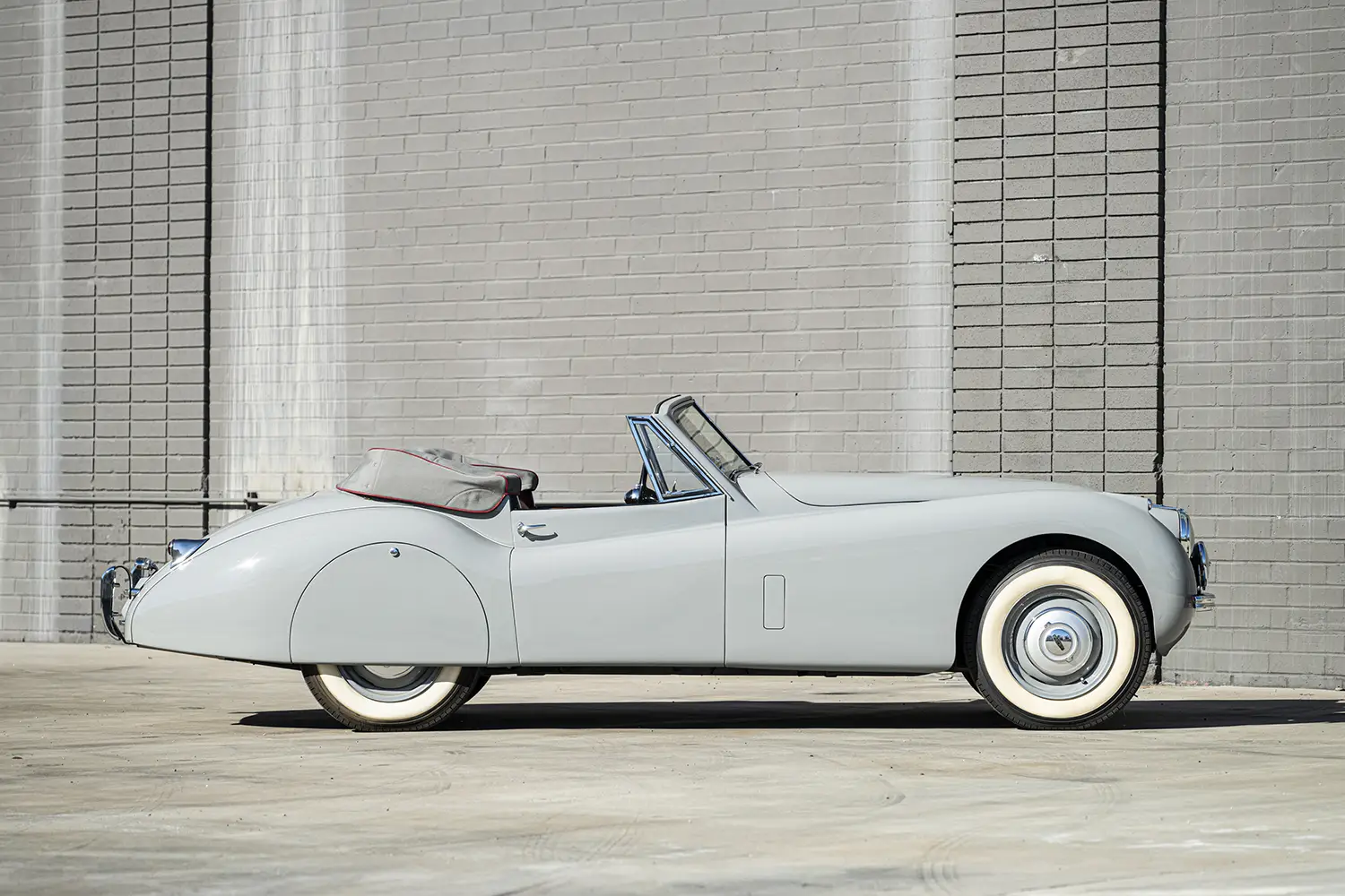 1953 Jaguar XK 120 Drophead Coupe