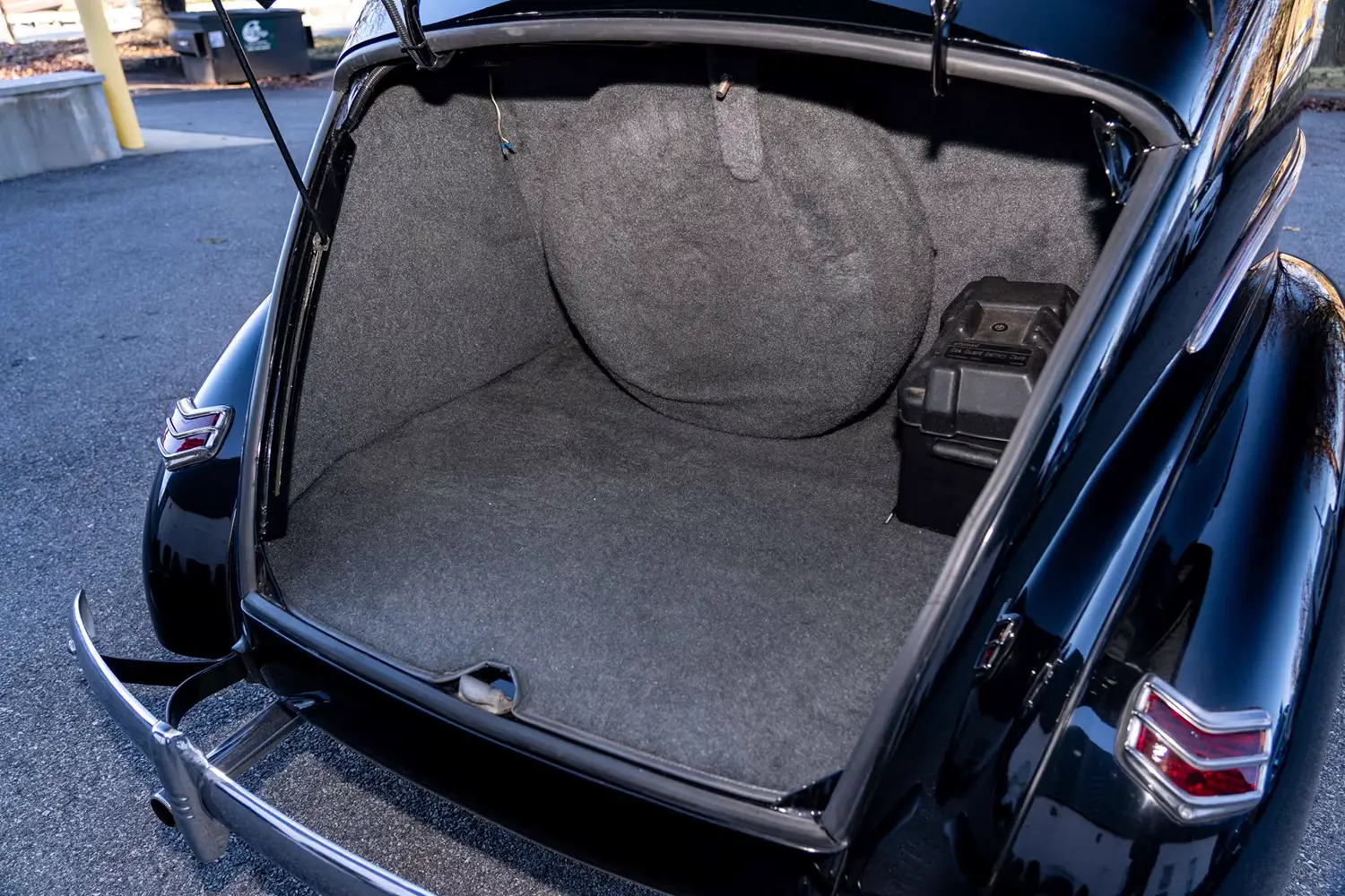 1940 Ford Deluxe Tudor Sedan