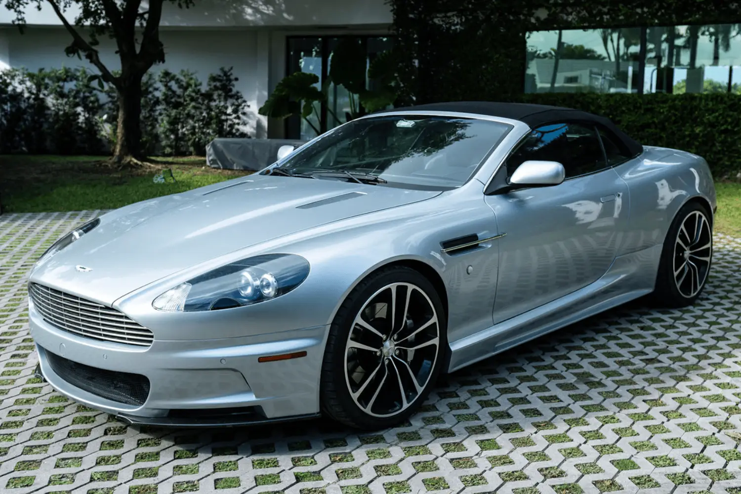 2007 Aston Martin DB9 Volante