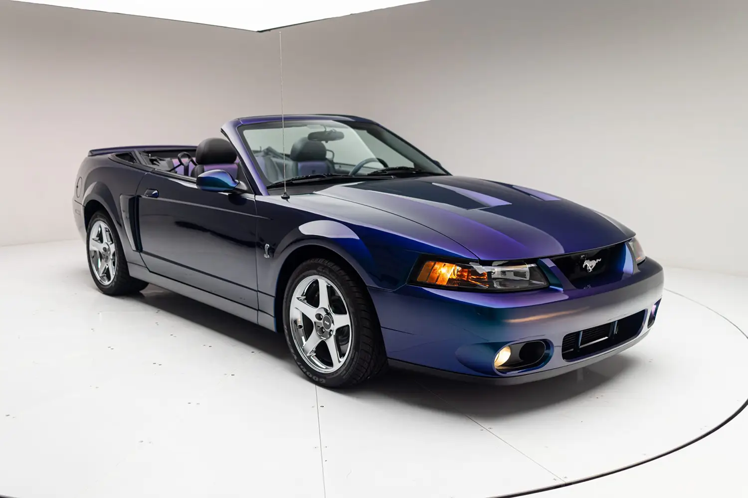 2004 Ford Mustang SVT Cobra Mystichrome Convertible 2004 Ford Mustang SVT Cobra Mystichrome Convertible