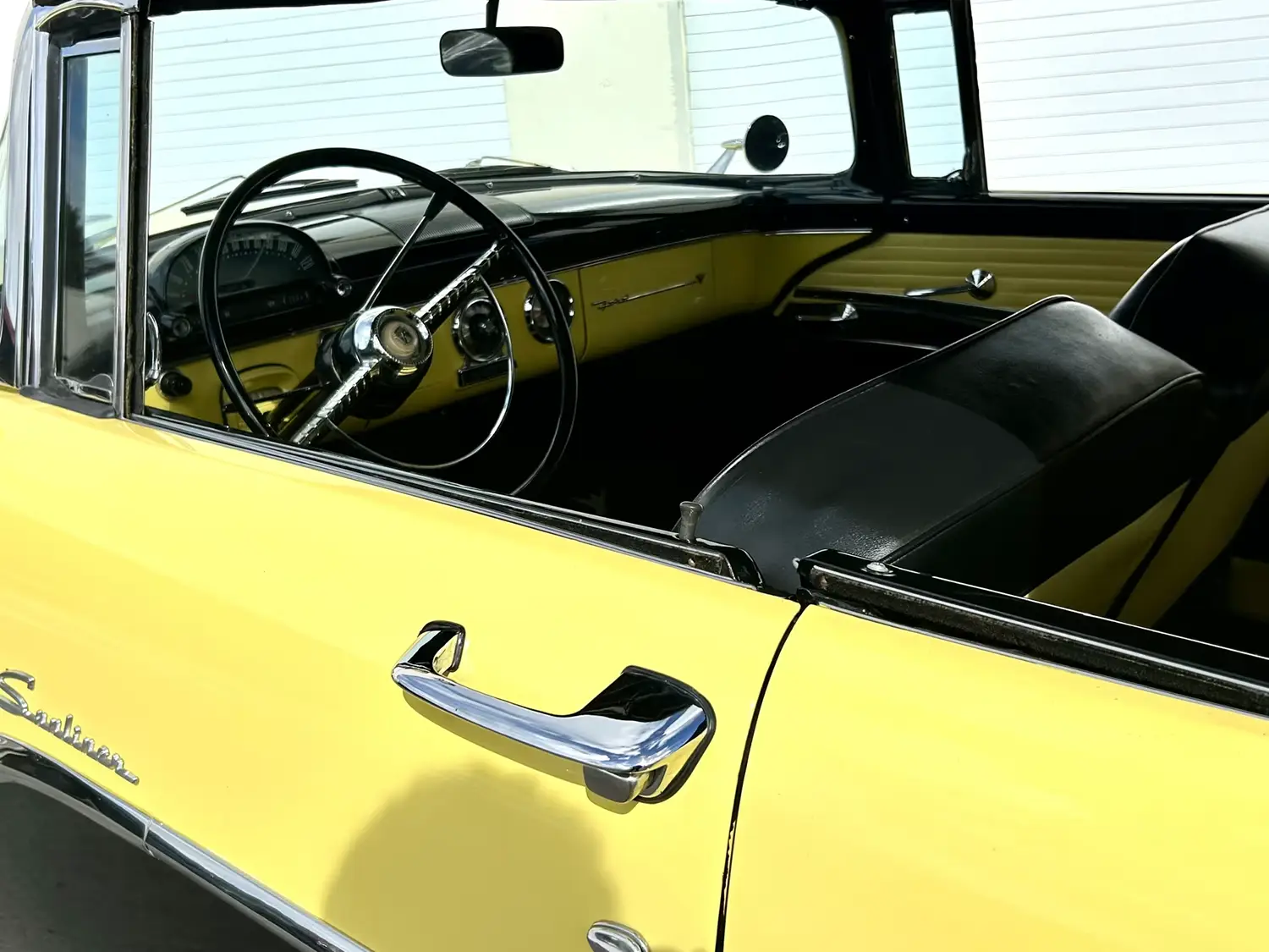 1955 Ford Fairlane Sunliner