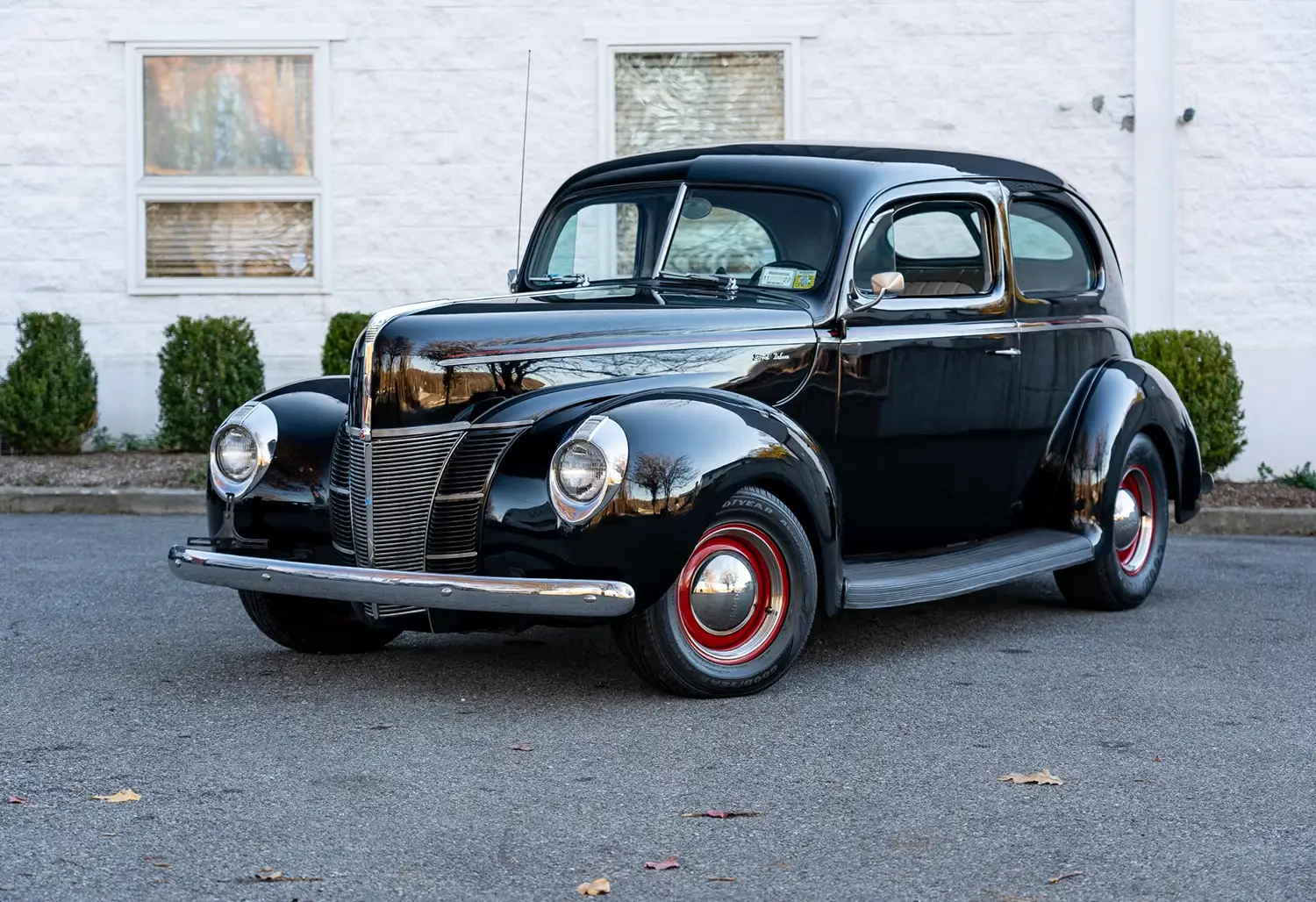 1940 Ford Deluxe Tudor Sedan