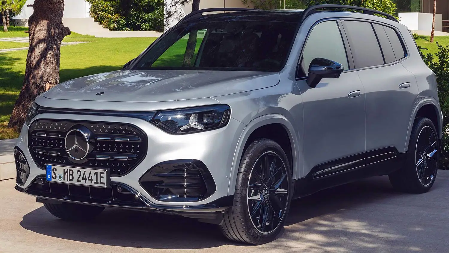 2027 Mercedes-Benz GLB