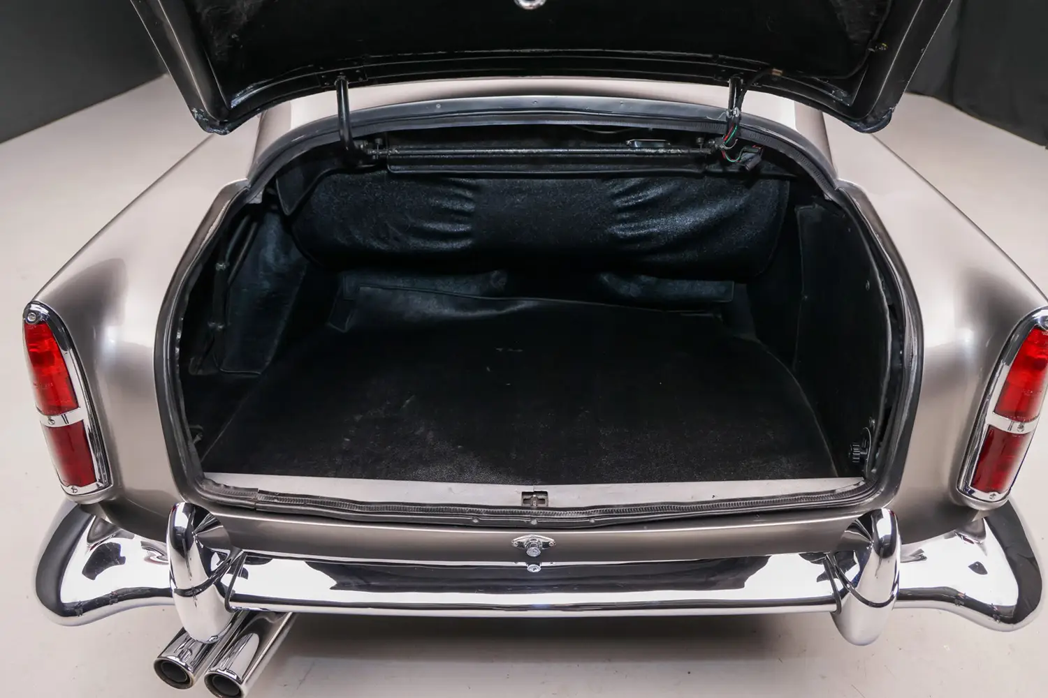 1961 Aston Martin DB4