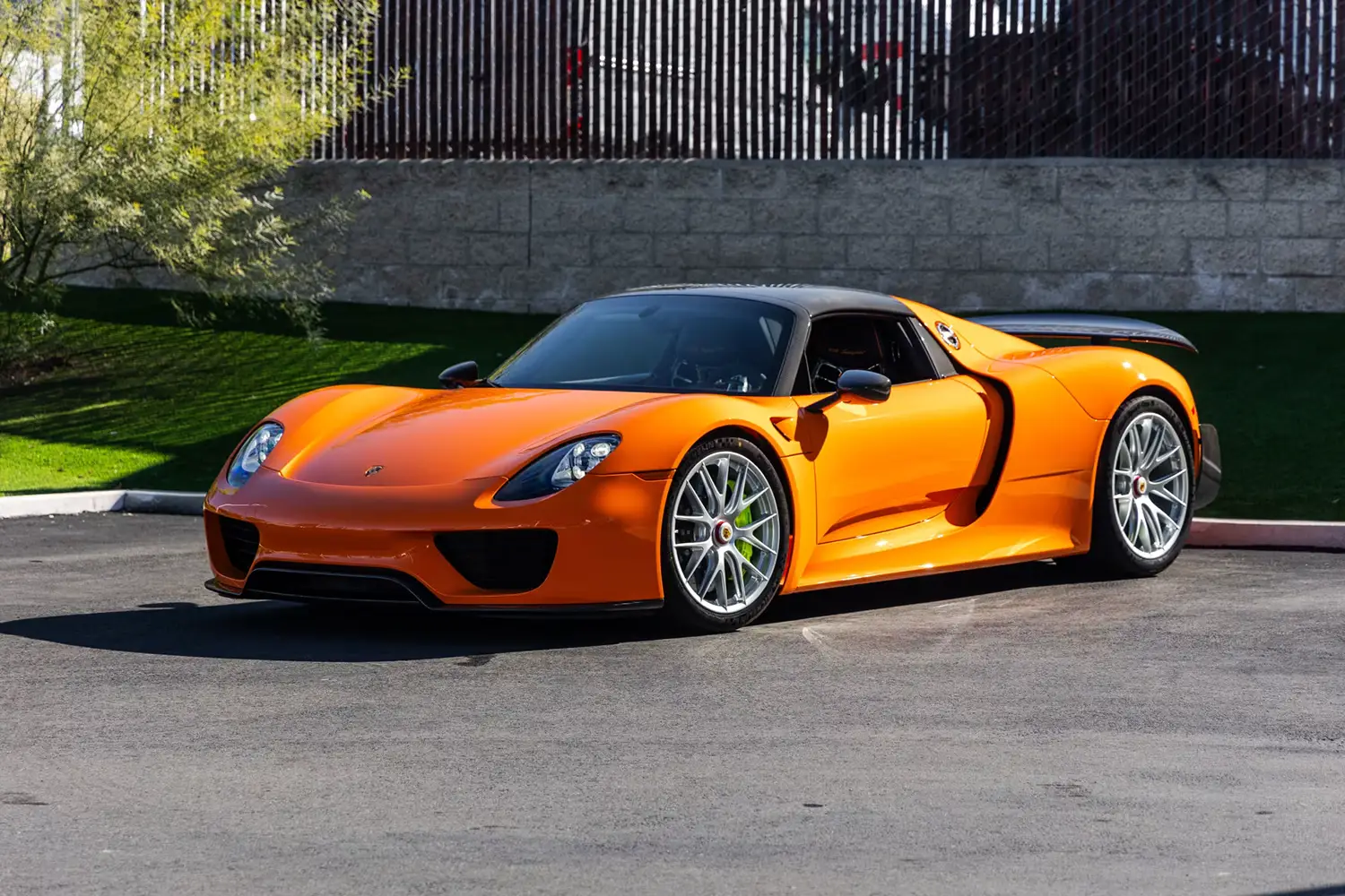 2015 Porsche 918 Spyder 2015 Porsche 918 Spyder