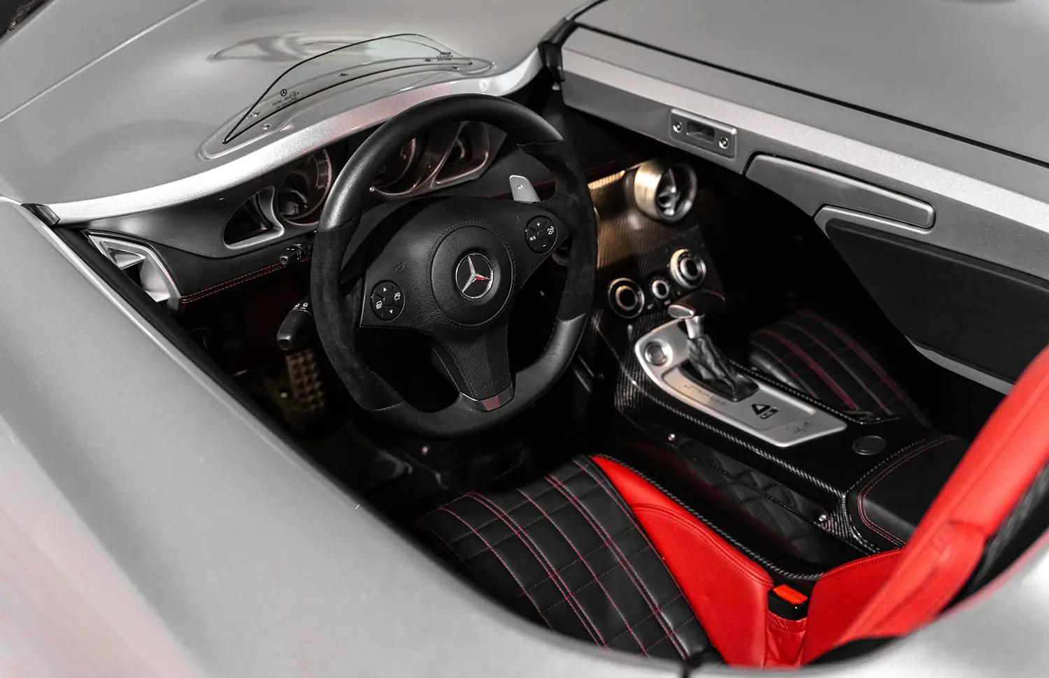 2009 Mercedes-Benz SLR McLaren Stirling Moss 2009 Mercedes-Benz SLR McLaren Stirling Moss