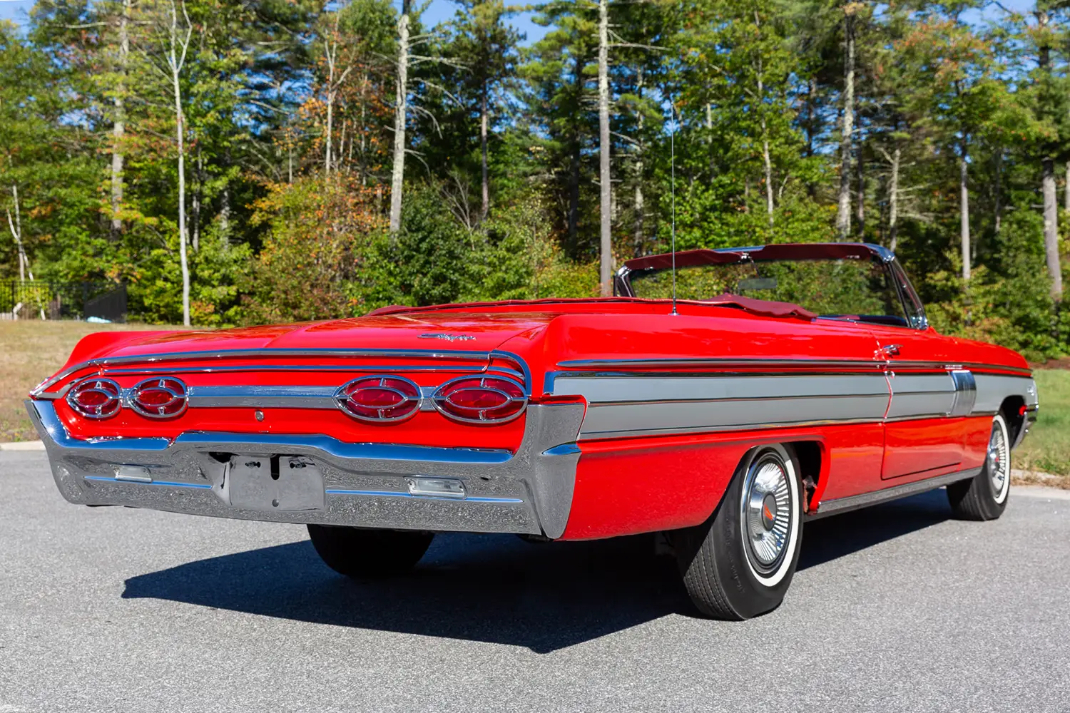 1962 Oldsmobile Starfire Convertible