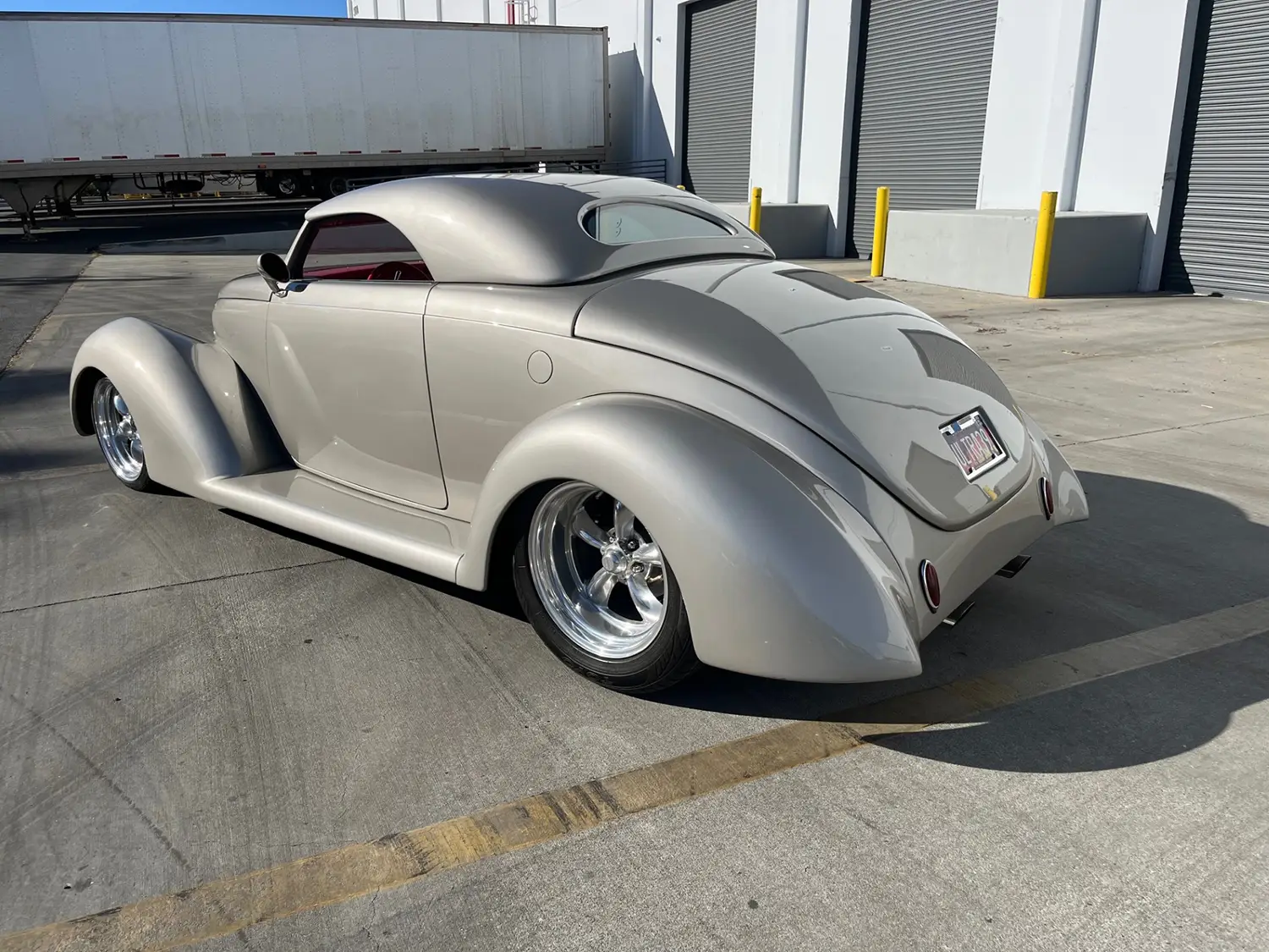350-Powered '39 Coast To Coast Ford Convertible
