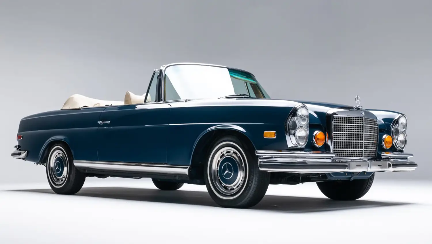 1971 Mercedes-Benz 280SE 3.5 Cabriolet 1971 Mercedes-Benz 280SE 3.5 Cabriolet
