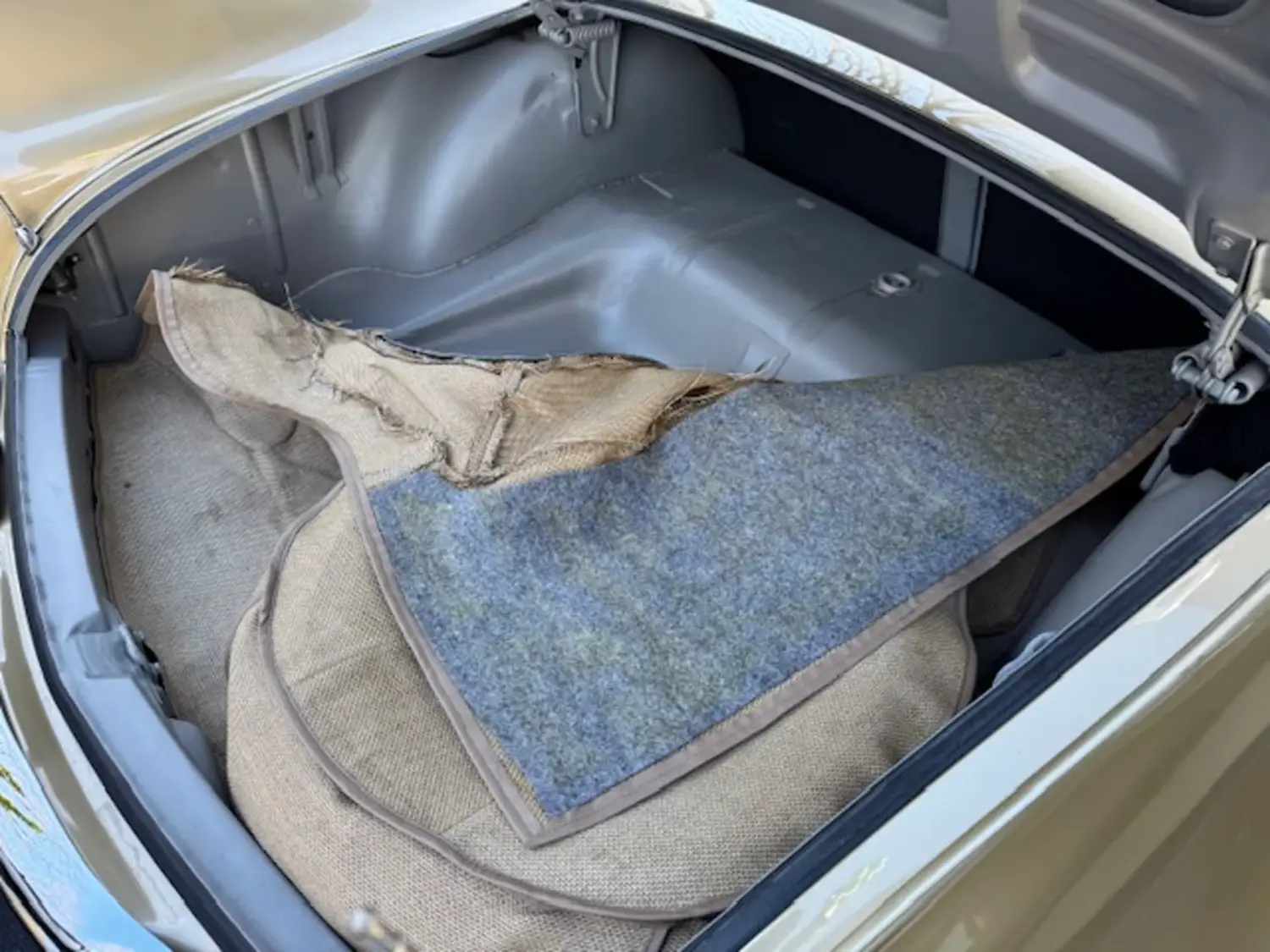 1957 Studebaker Golden Hawk