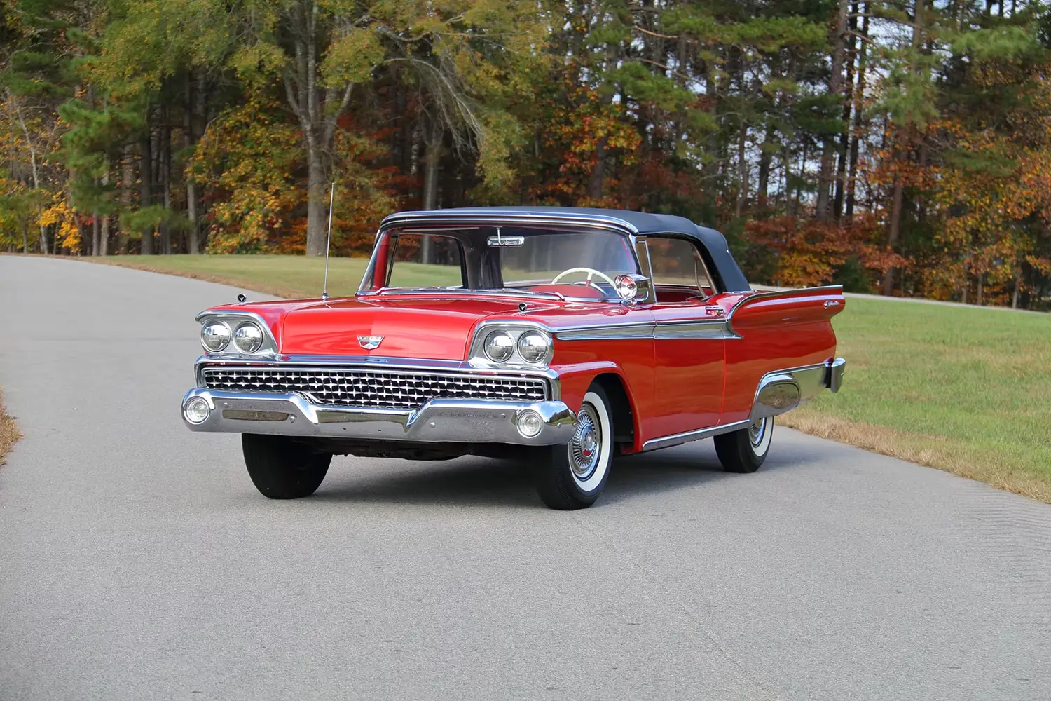 1959 Ford Fairlane 500 Galaxie Sunliner