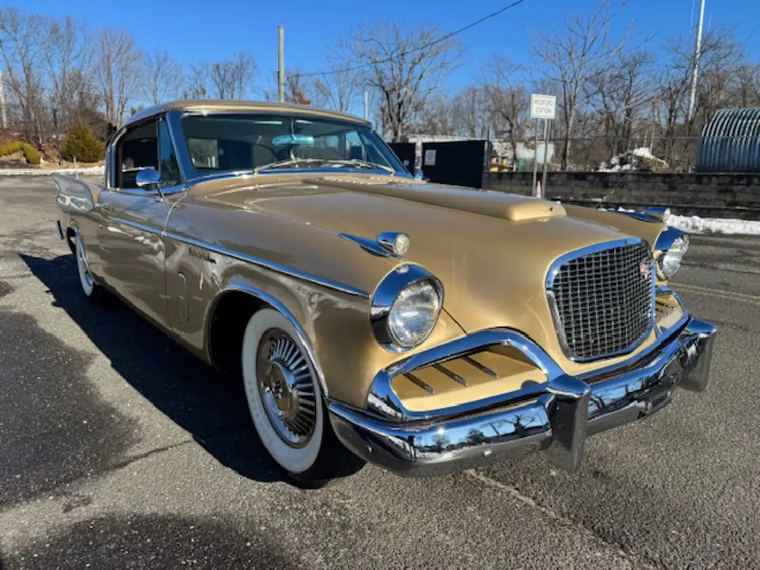 1957 Studebaker Golden Hawk