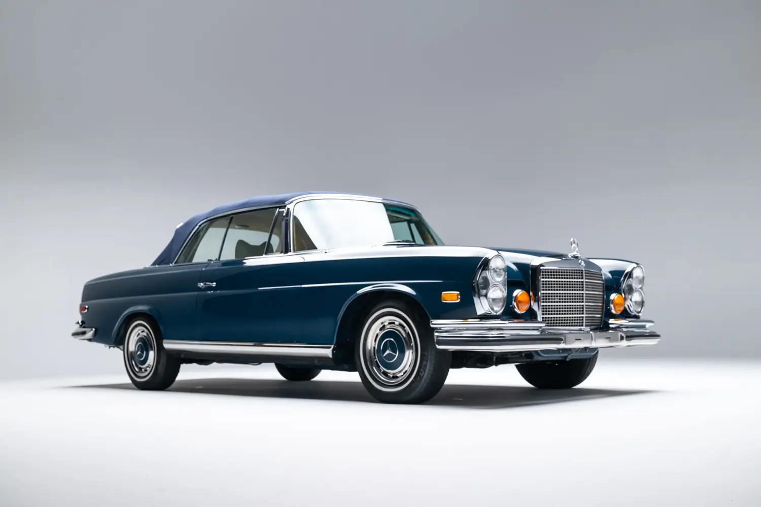 1971 Mercedes-Benz 280SE 3.5 Cabriolet 1971 Mercedes-Benz 280SE 3.5 Cabriolet