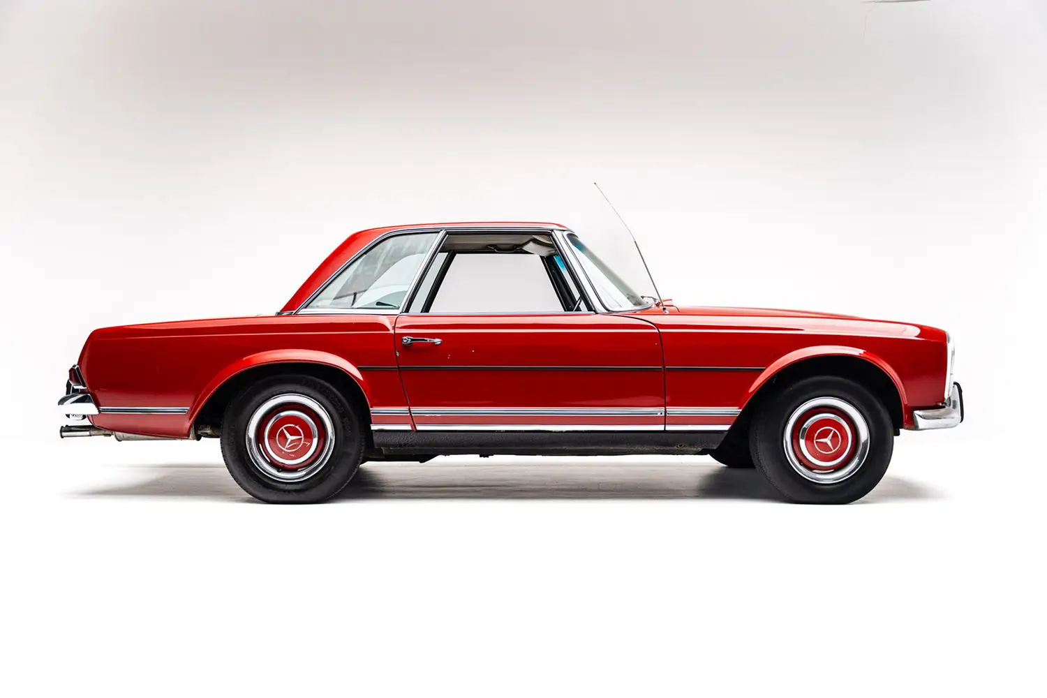 1966 Mercedes-Benz 230SL