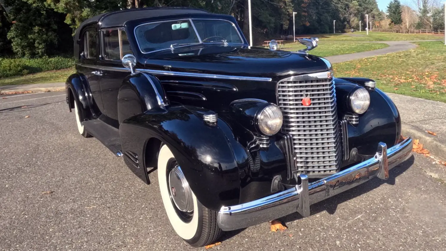 1938 Cadillac Series 90