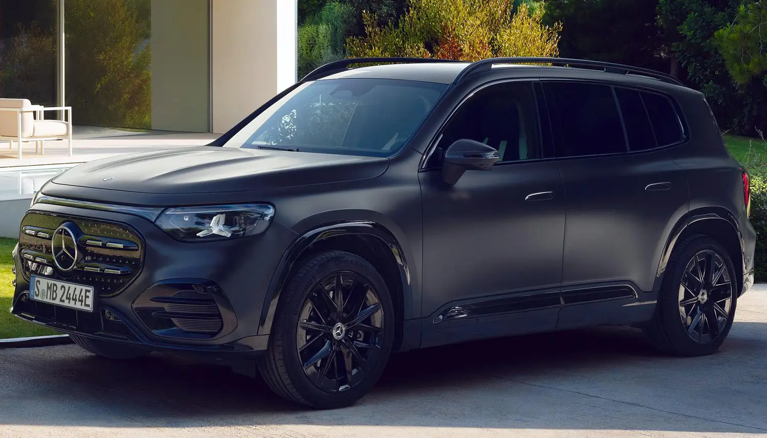 2027 Mercedes-Benz GLB