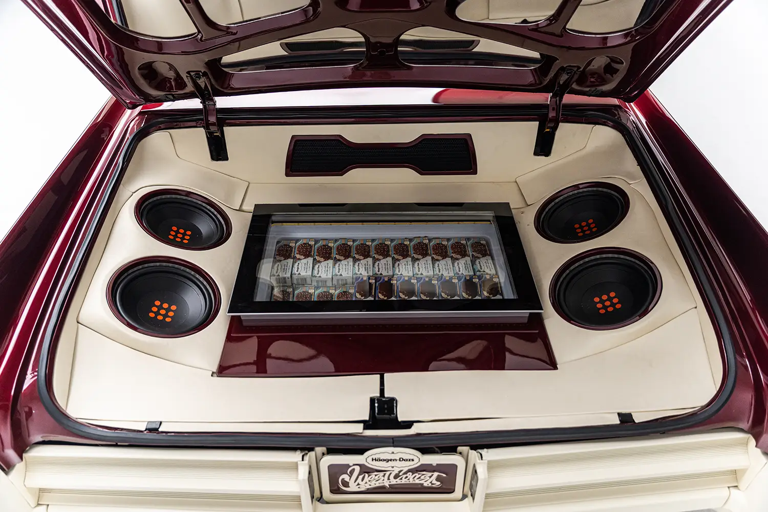 Häagen-Dazs 1963 Cadillac Convertible Häagen-Dazs 1963 Cadillac Convertible