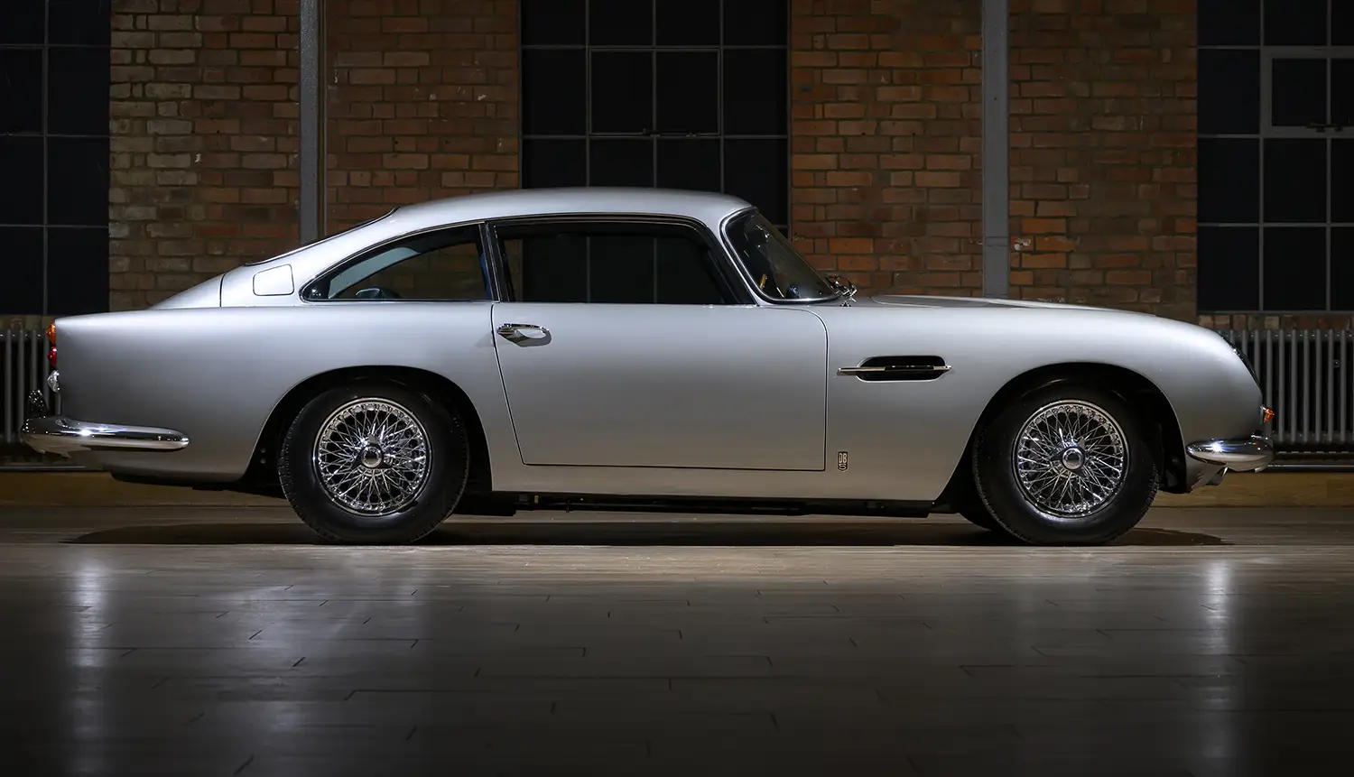 Aston Martin DB5 restoration