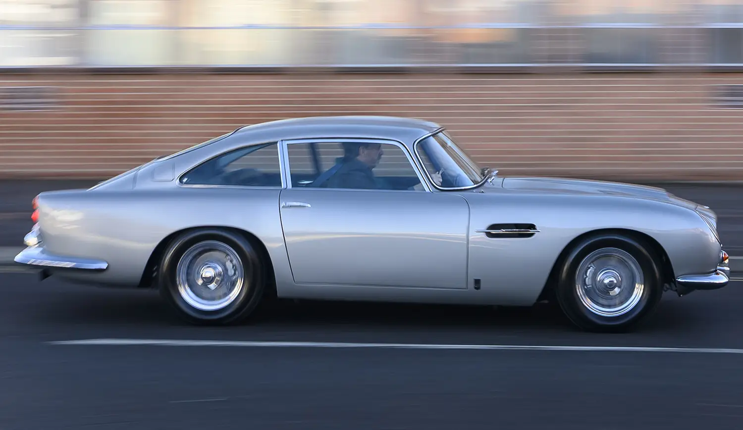 Aston Martin DB5 restoration