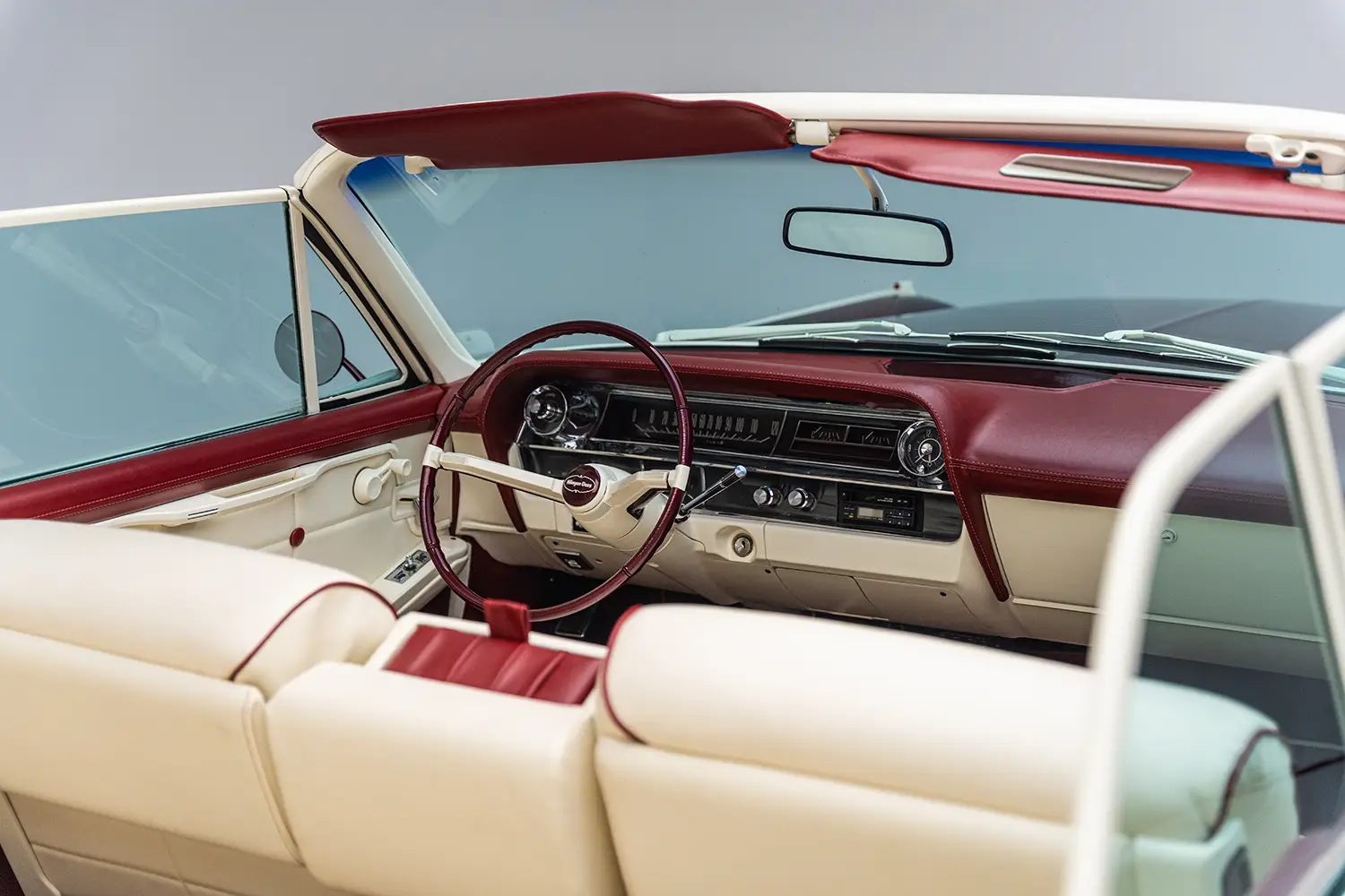 Häagen-Dazs 1963 Cadillac Convertible Häagen-Dazs 1963 Cadillac Convertible