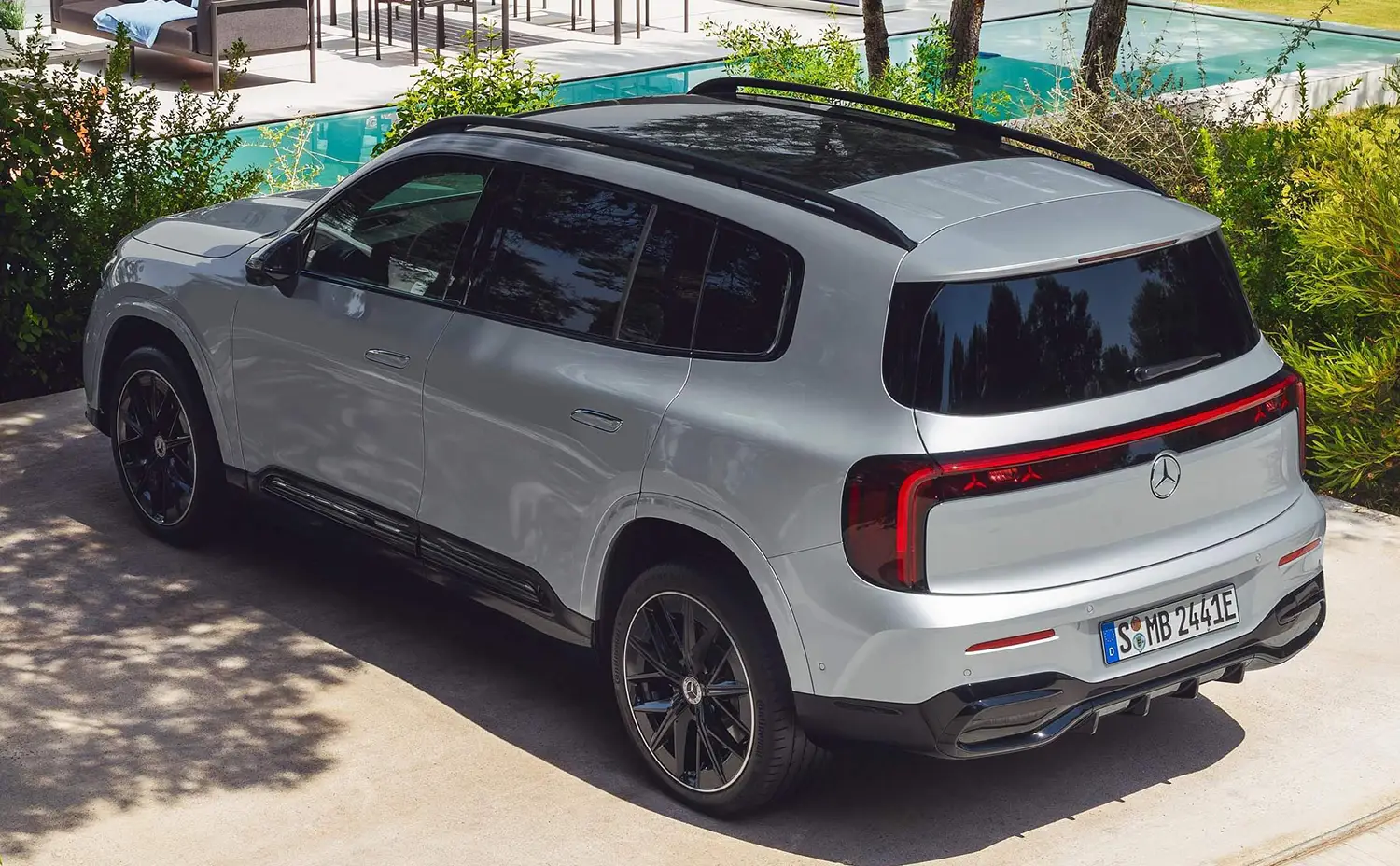 2027 Mercedes-Benz GLB