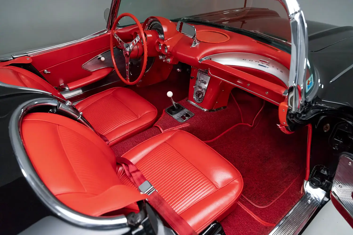 Fuel-Injected 1961 Corvette Convertible Fuel-Injected 1961 Corvette Convertible