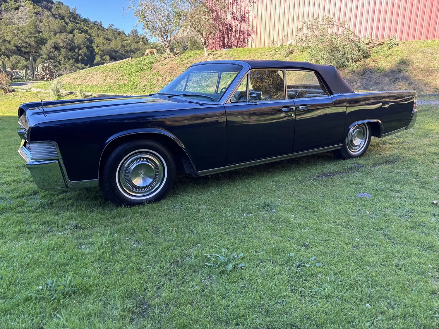 1965 Lincoln Continental convertible