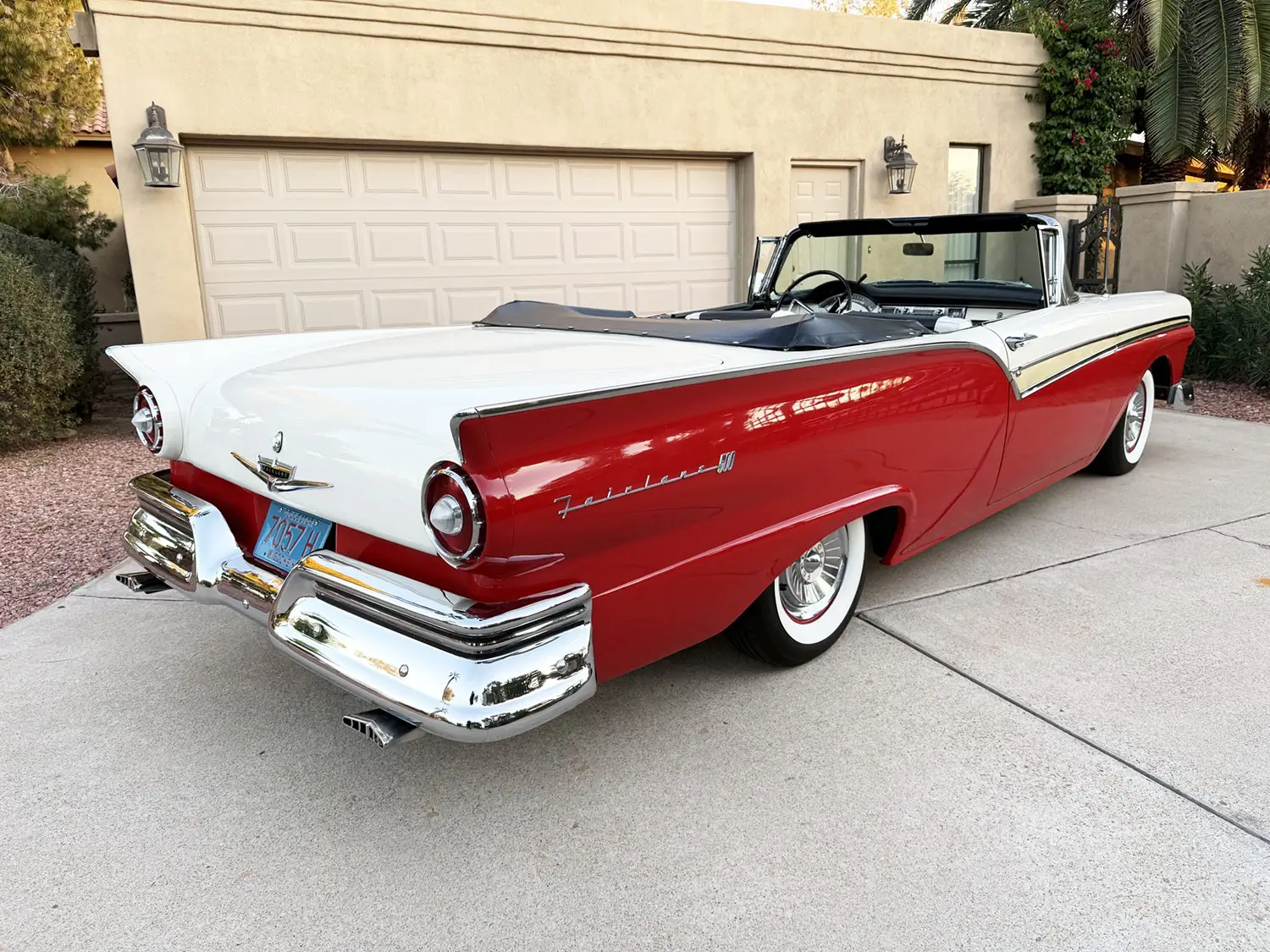 1957 Ford Fairlane 500 Sunliner