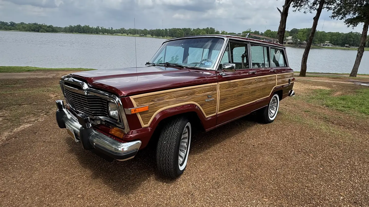 1984 Jeep Grand Wagoneer