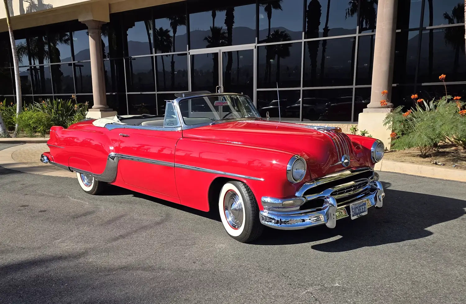 1954 Pontiac Star Chief Convertible