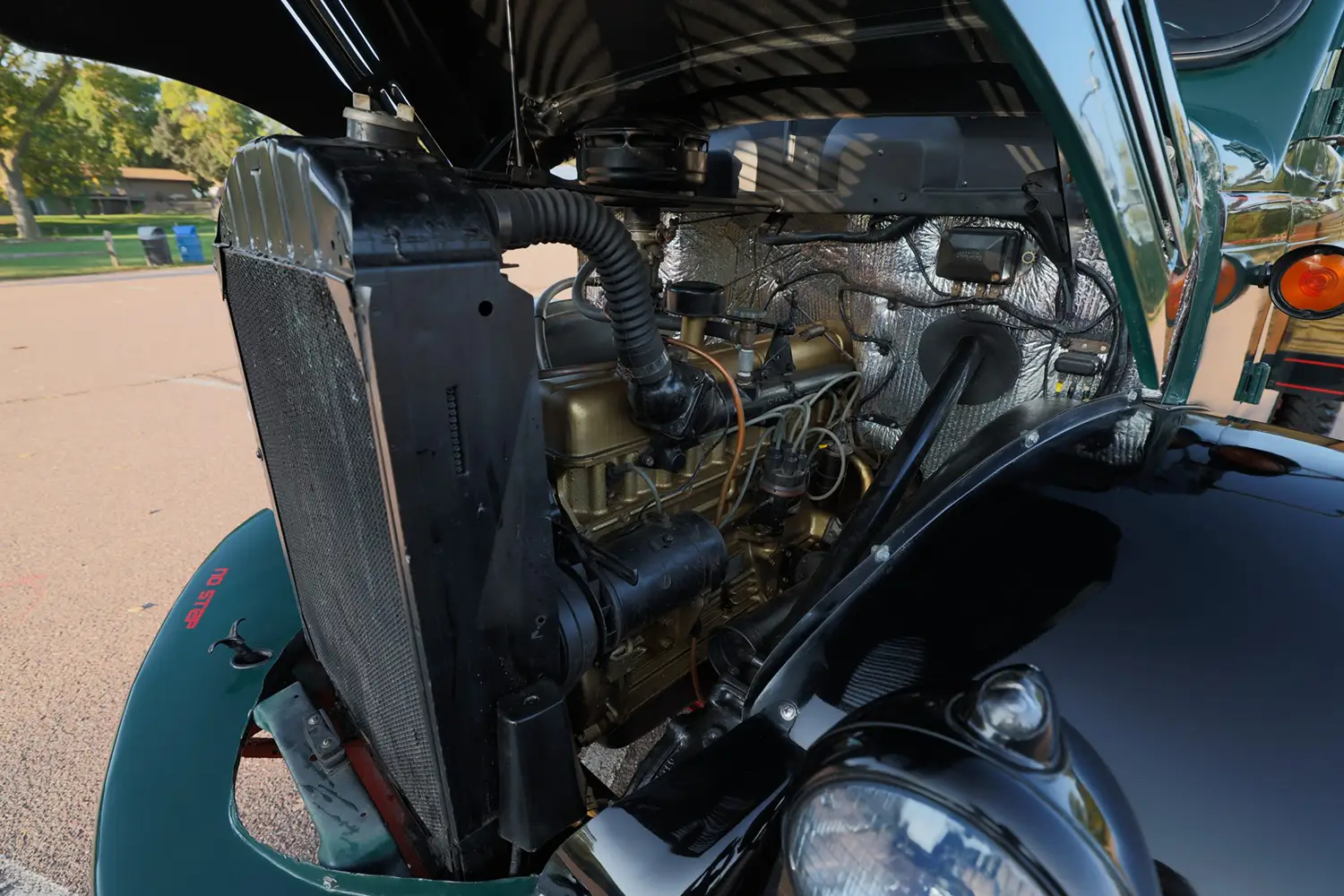 1947 REO Speed Wagon